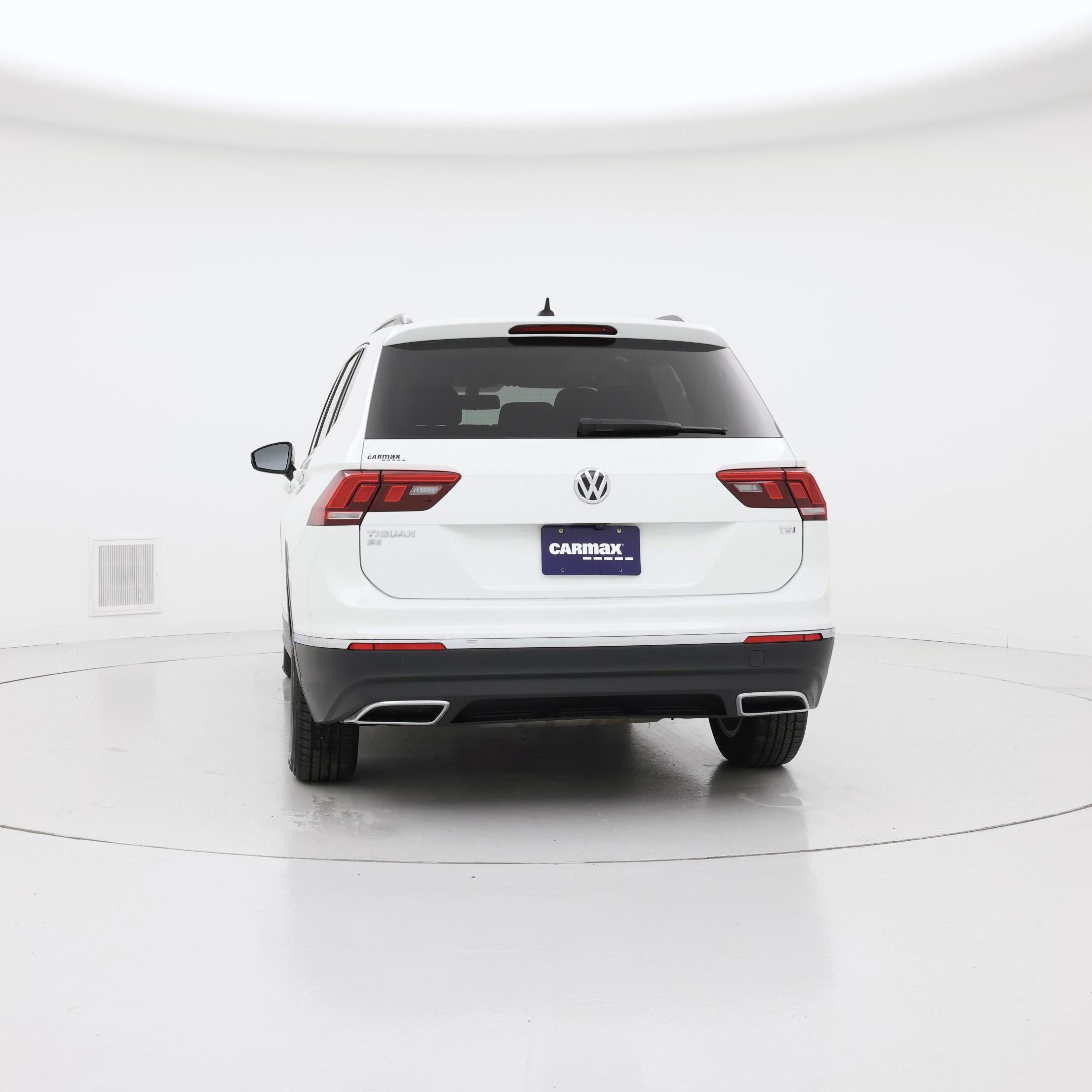 Thumbnail: 2018 Volkswagen Tiguan - 6