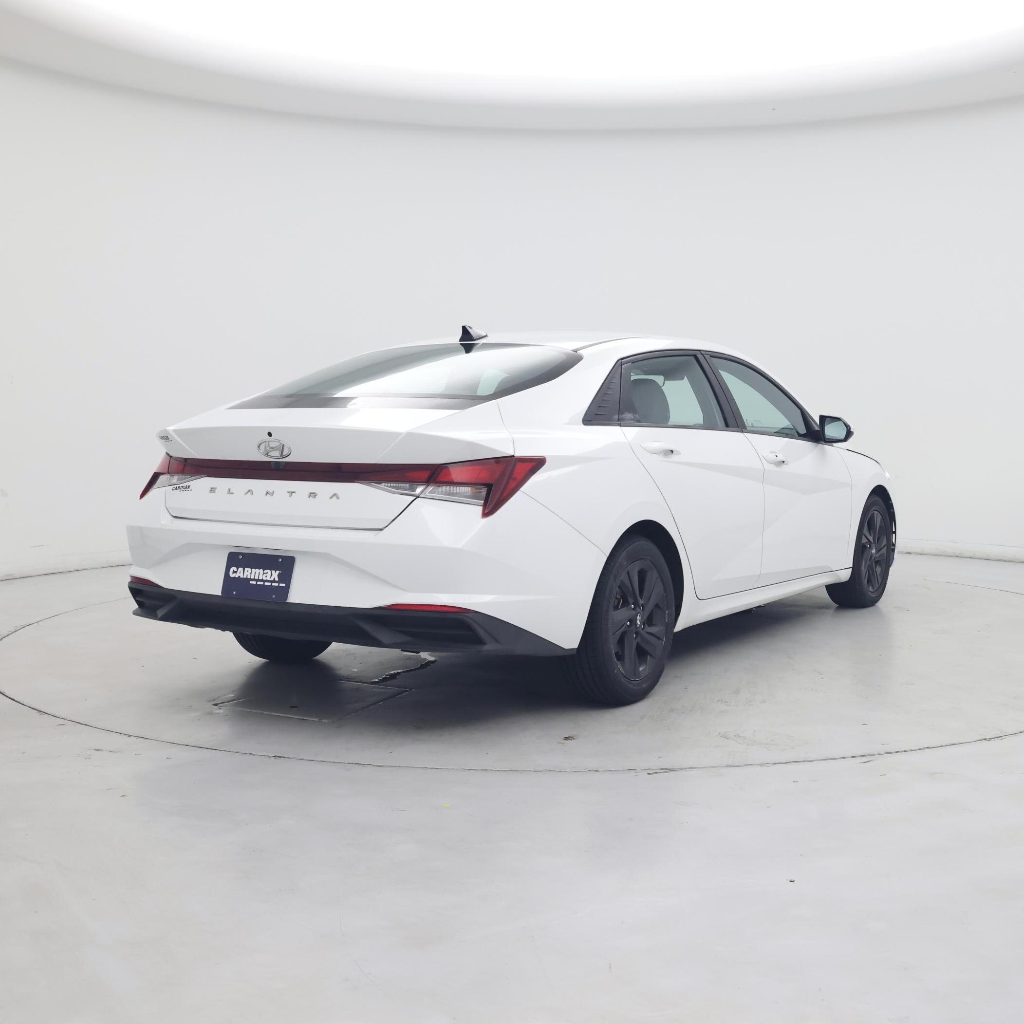 Thumbnail: 2021 Hyundai Elantra - 8