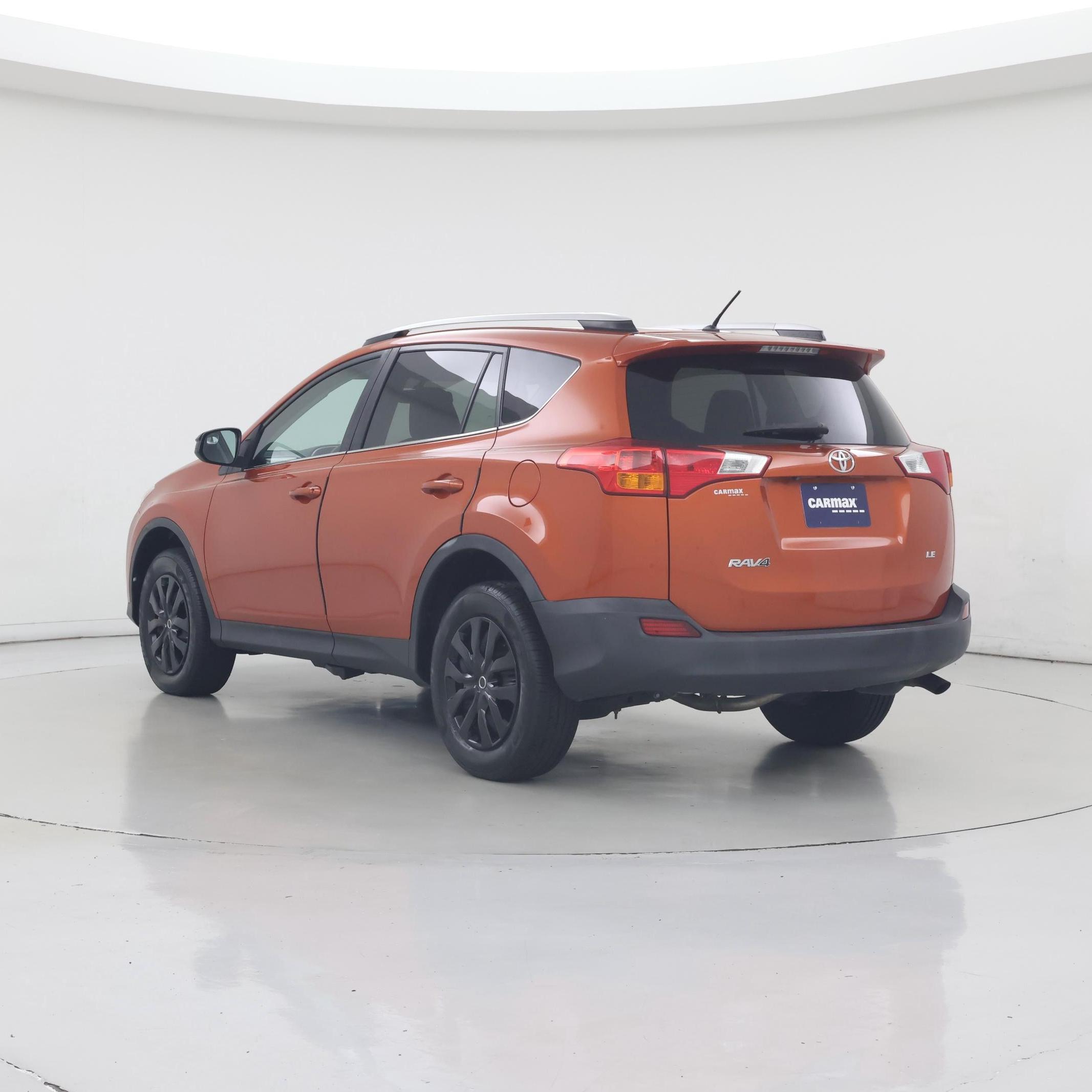 Thumbnail: 2015 Toyota RAV4 - 2