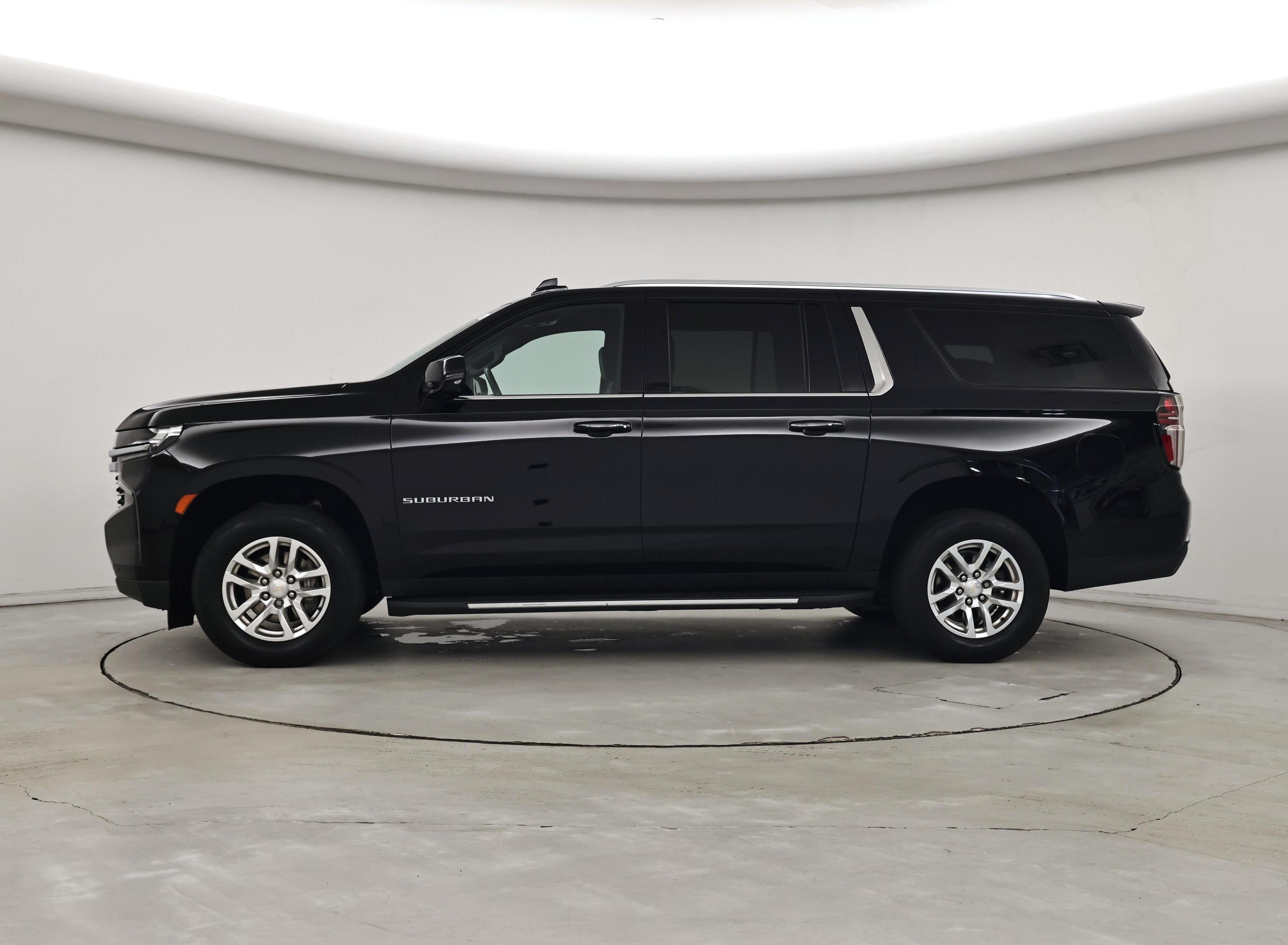 Thumbnail: 2022 Chevrolet Suburban - 3