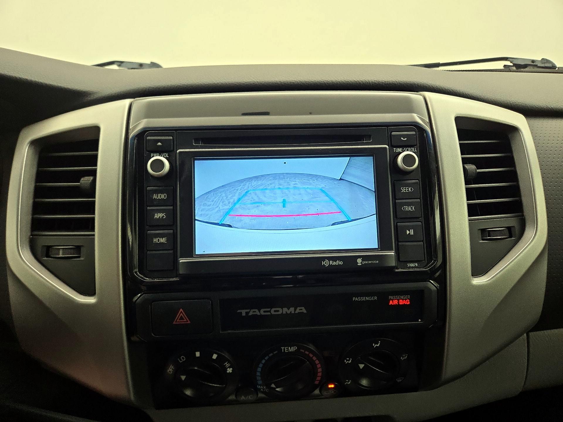 Thumbnail: 2015 Toyota Tacoma - 14