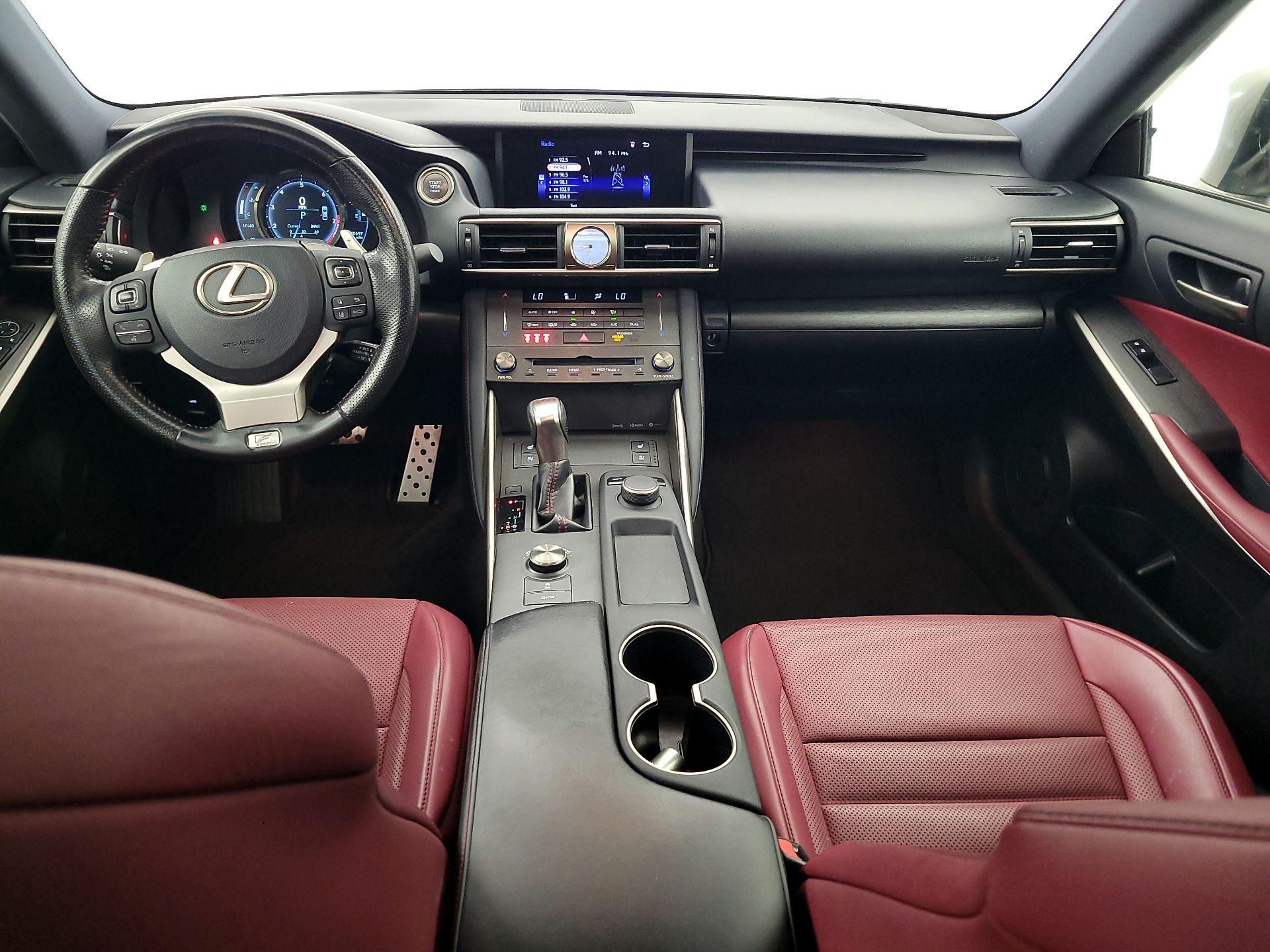 Thumbnail: 2019 Lexus IS - 9