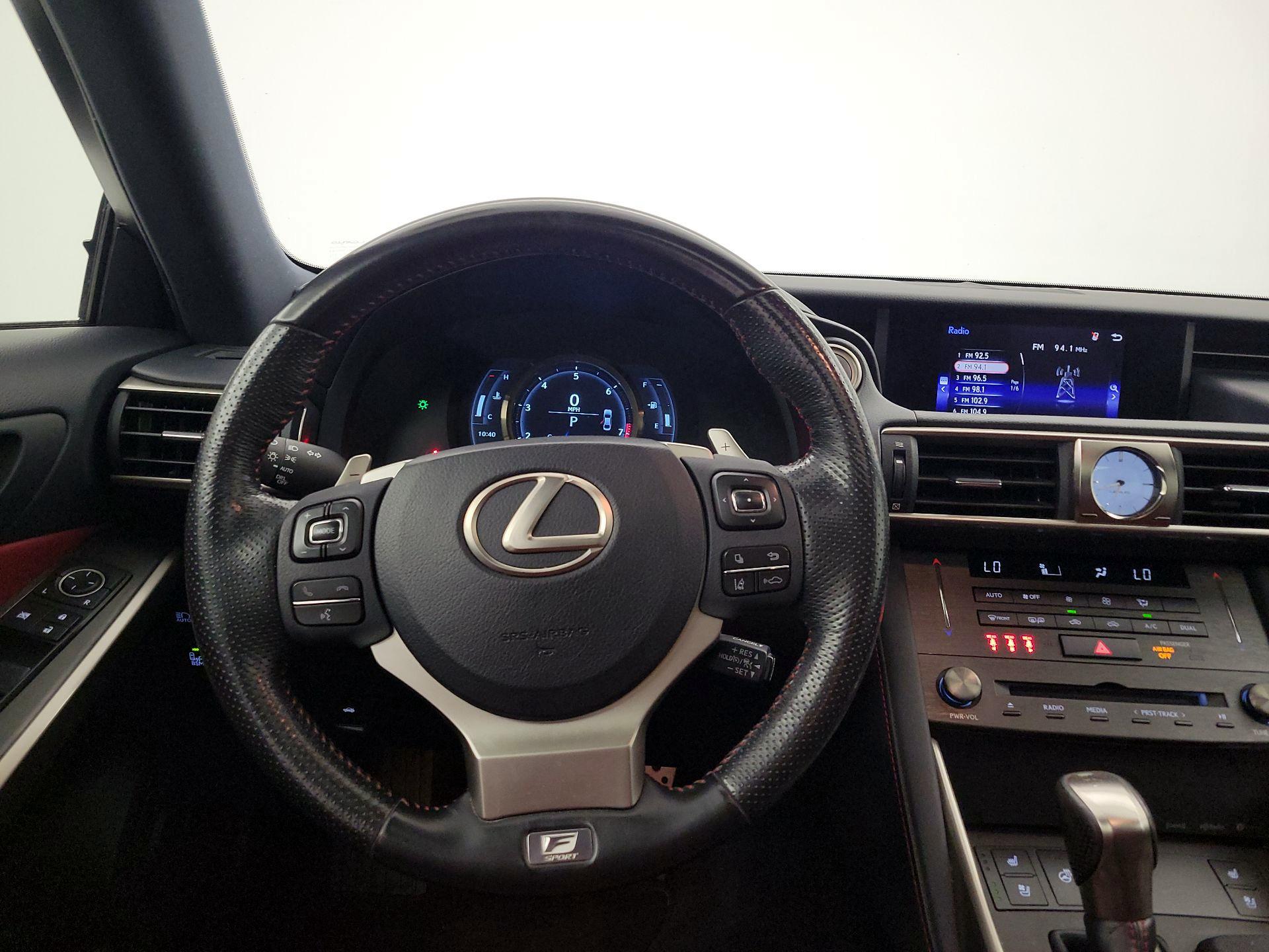 Thumbnail: 2019 Lexus IS - 10