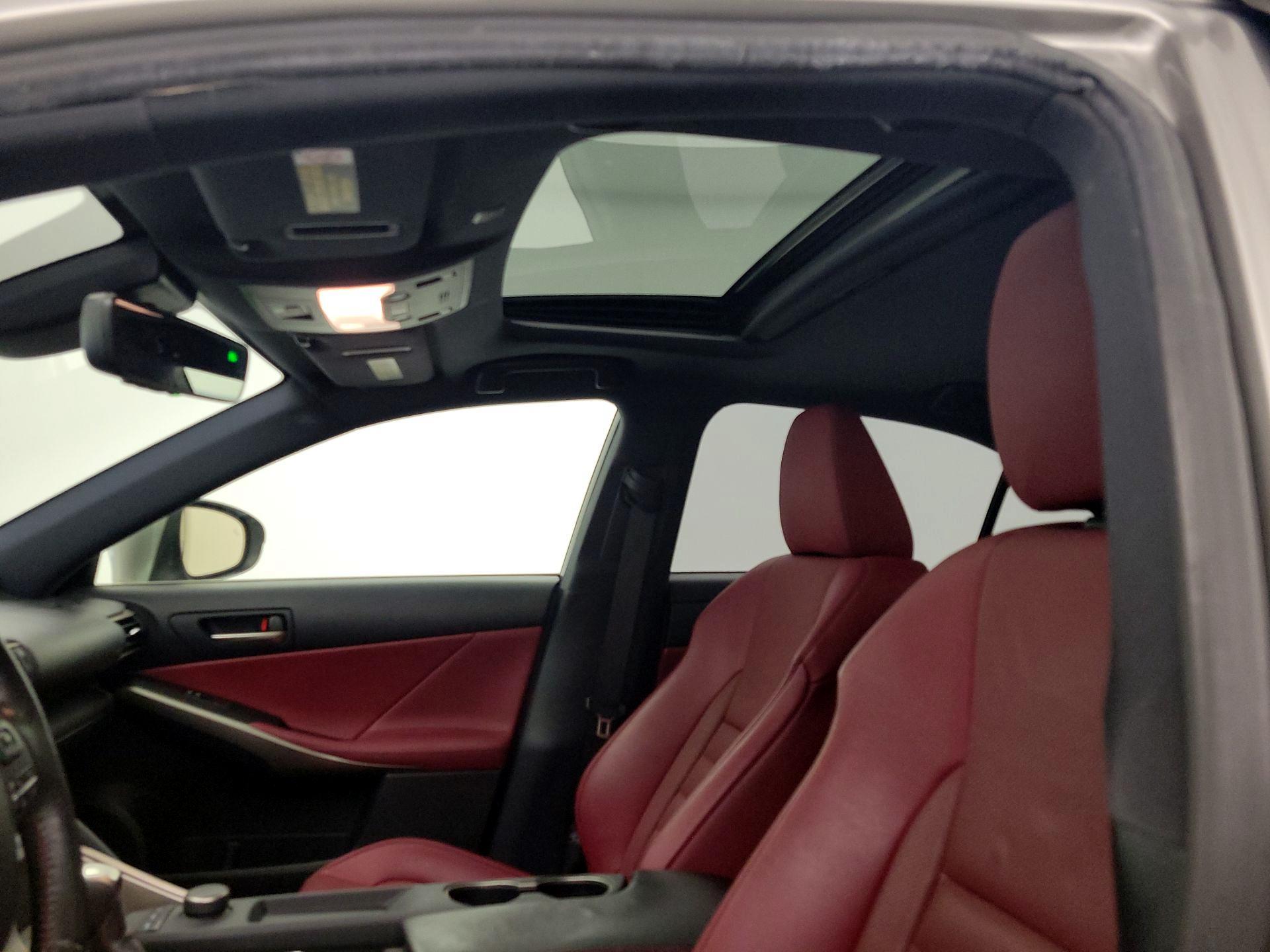 Thumbnail: 2019 Lexus IS - 19
