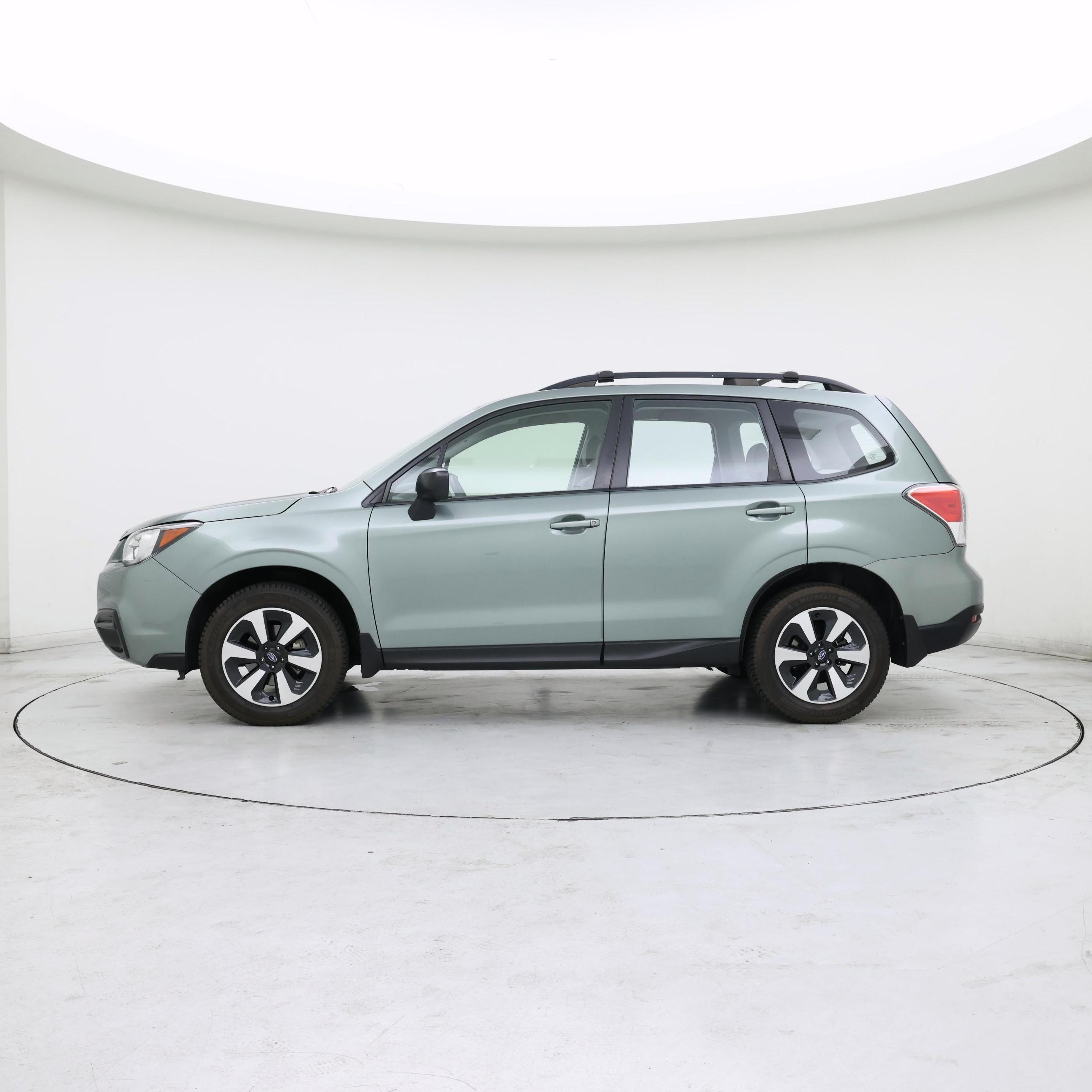 Thumbnail: 2017 Subaru Forester - 3