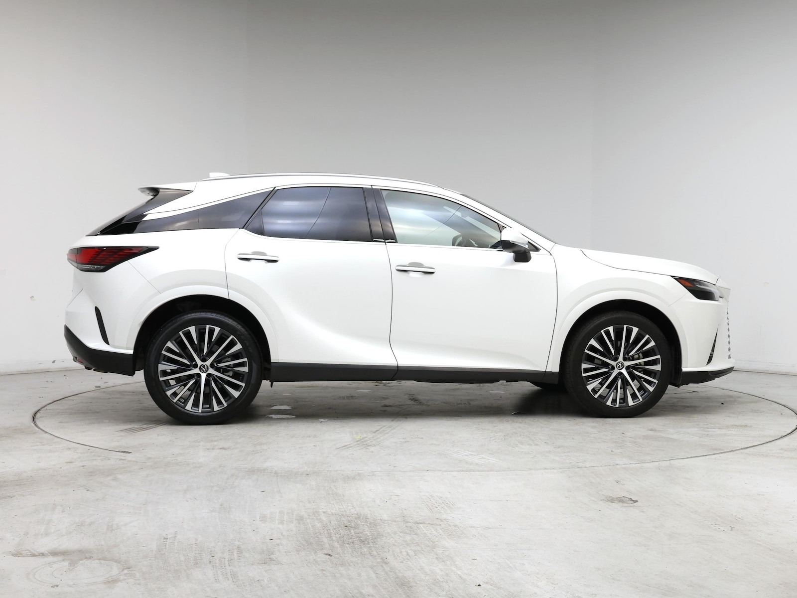 2023 Lexus RX 350 - Photo 8