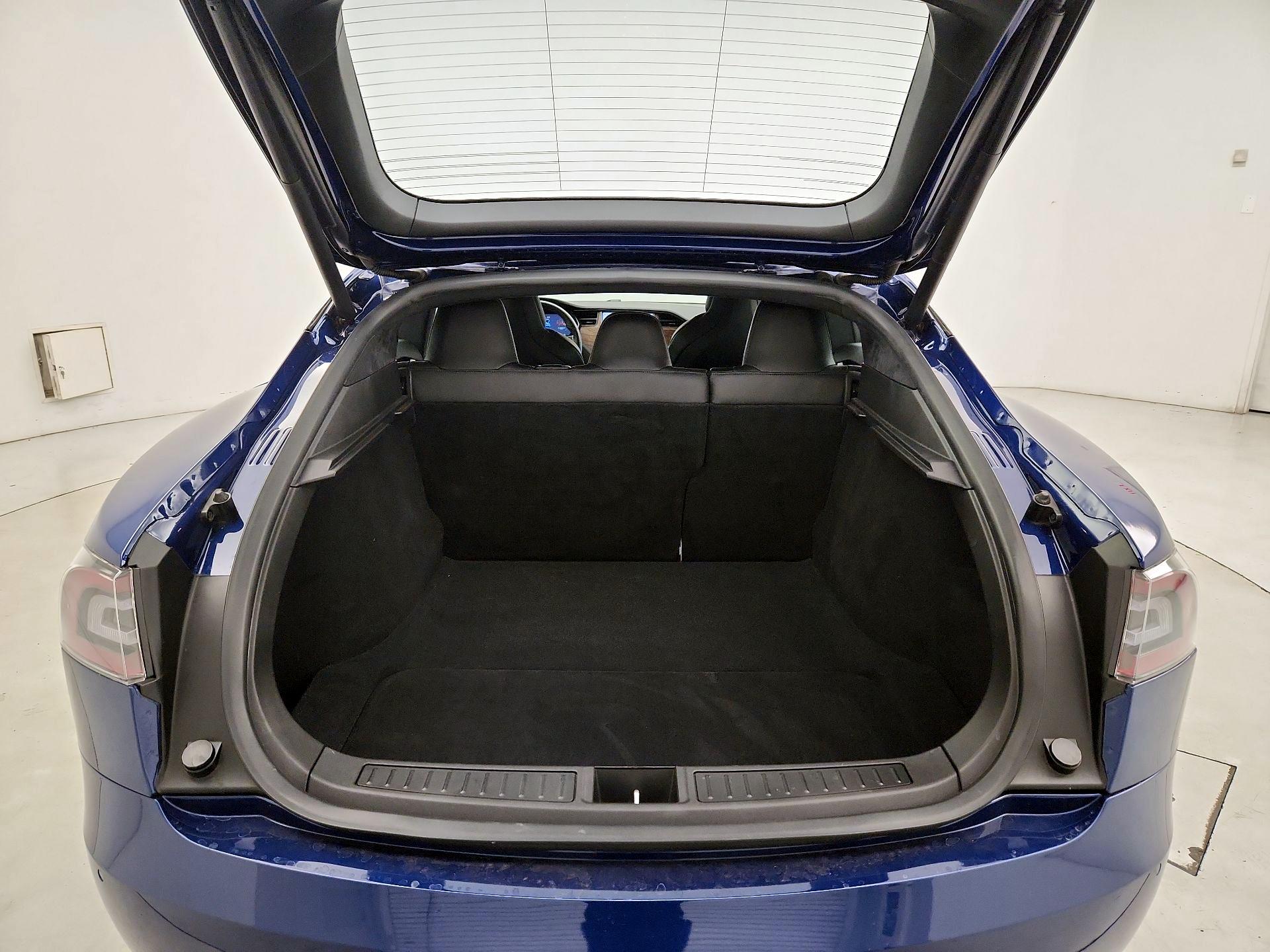 Thumbnail: 2019 Tesla Model S - 20