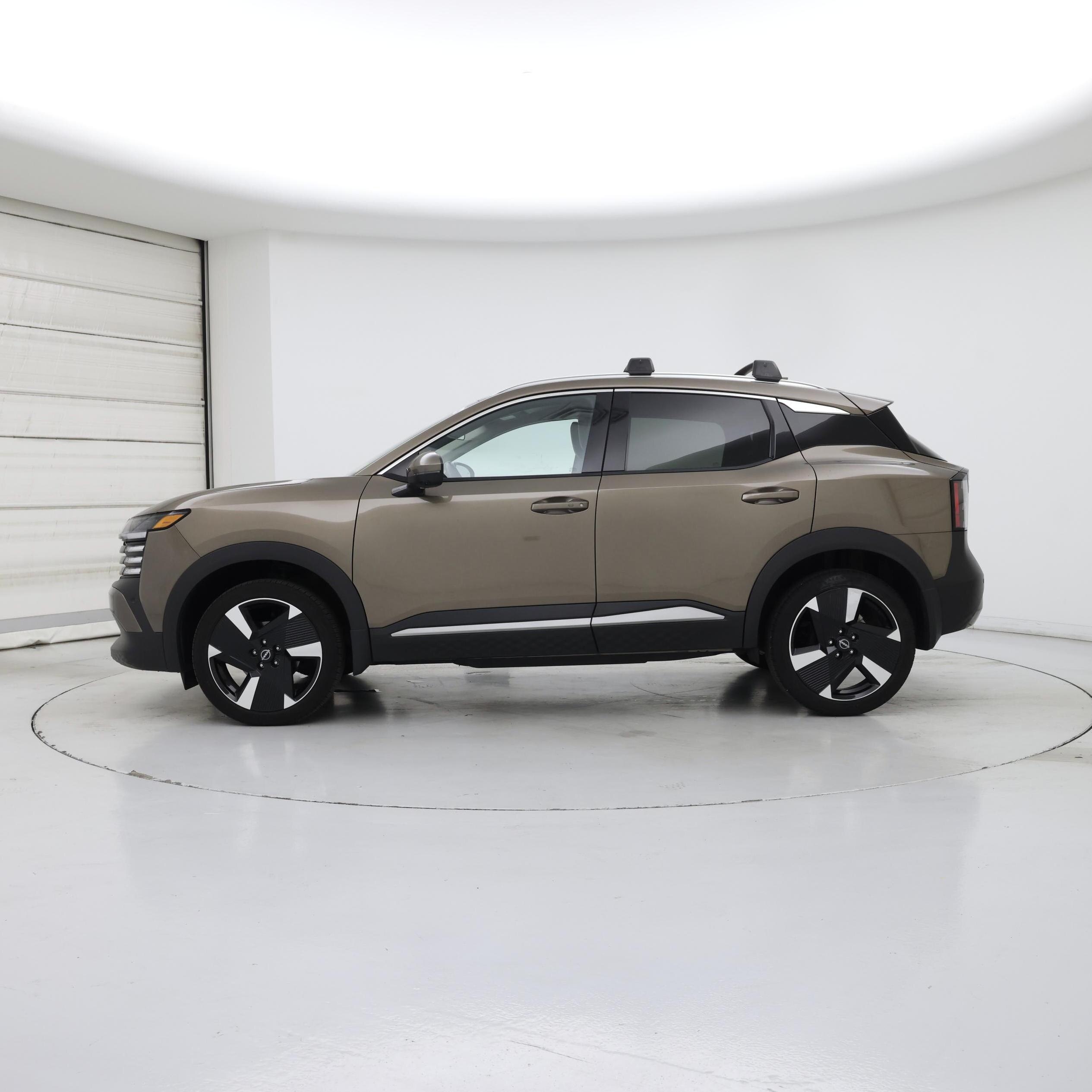 Thumbnail: 2025 Nissan Kicks - 3