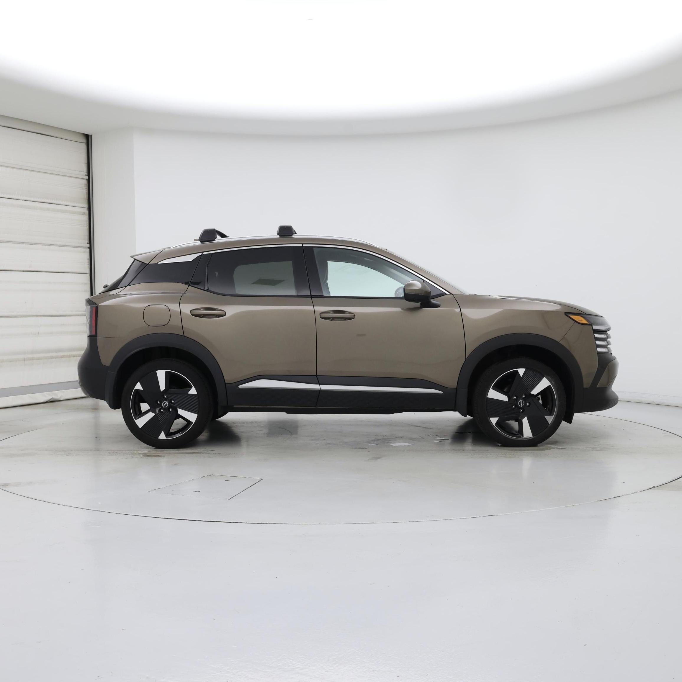 Thumbnail: 2025 Nissan Kicks - 7