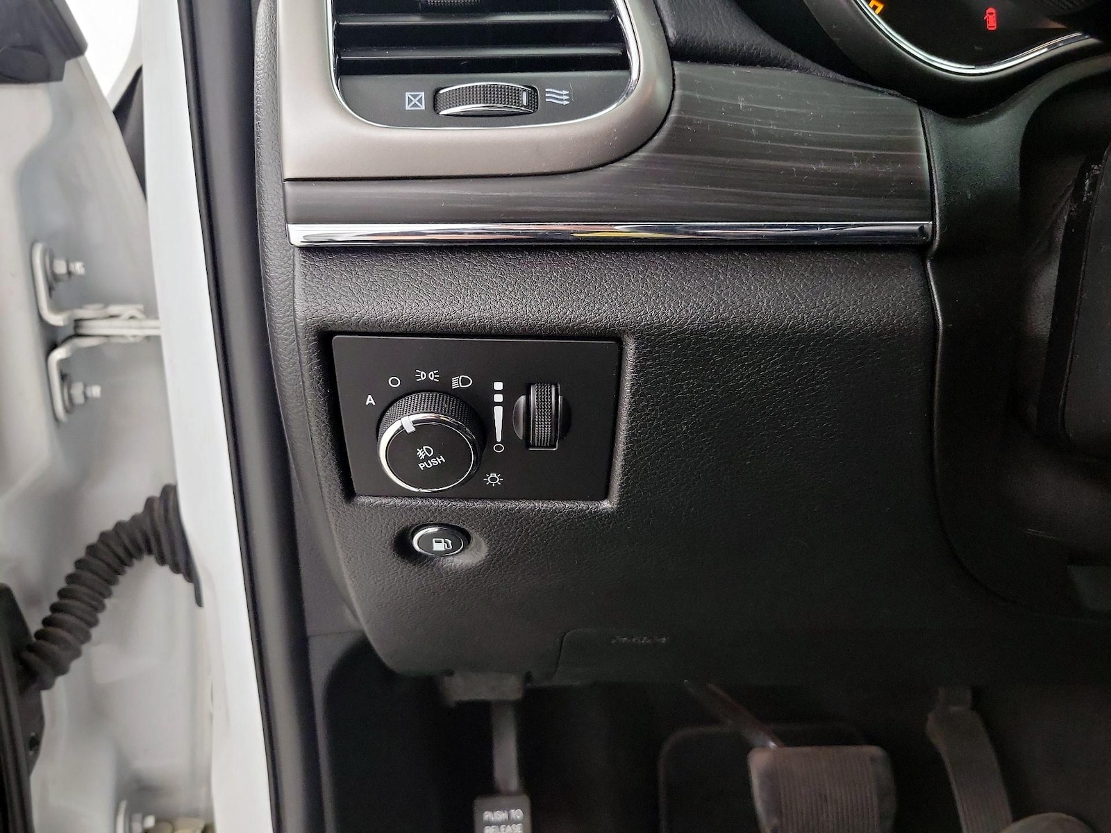 2020 Jeep Grand Cherokee Limited - Photo 14