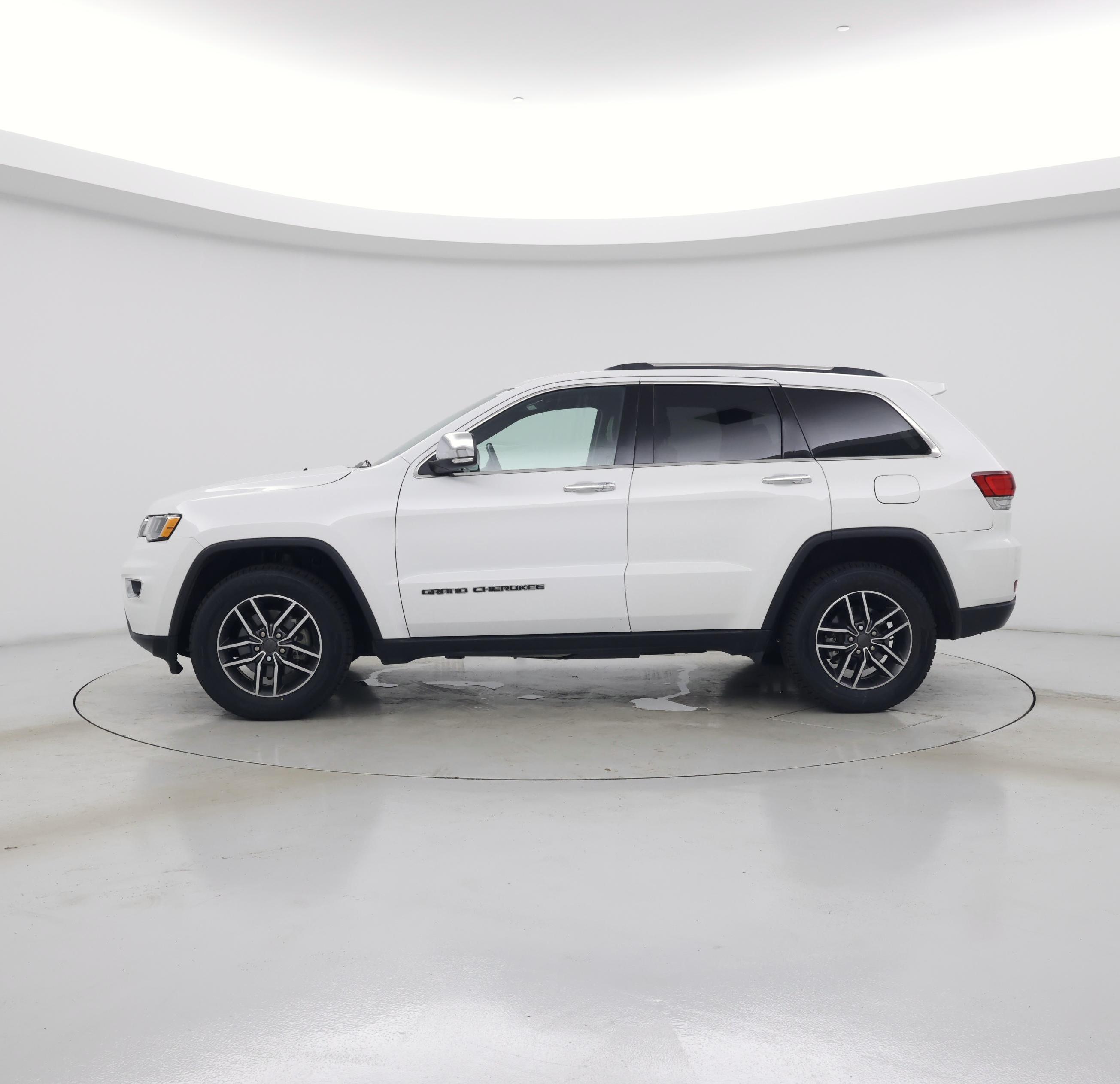 Thumbnail: 2020 Jeep Grand Cherokee - 3