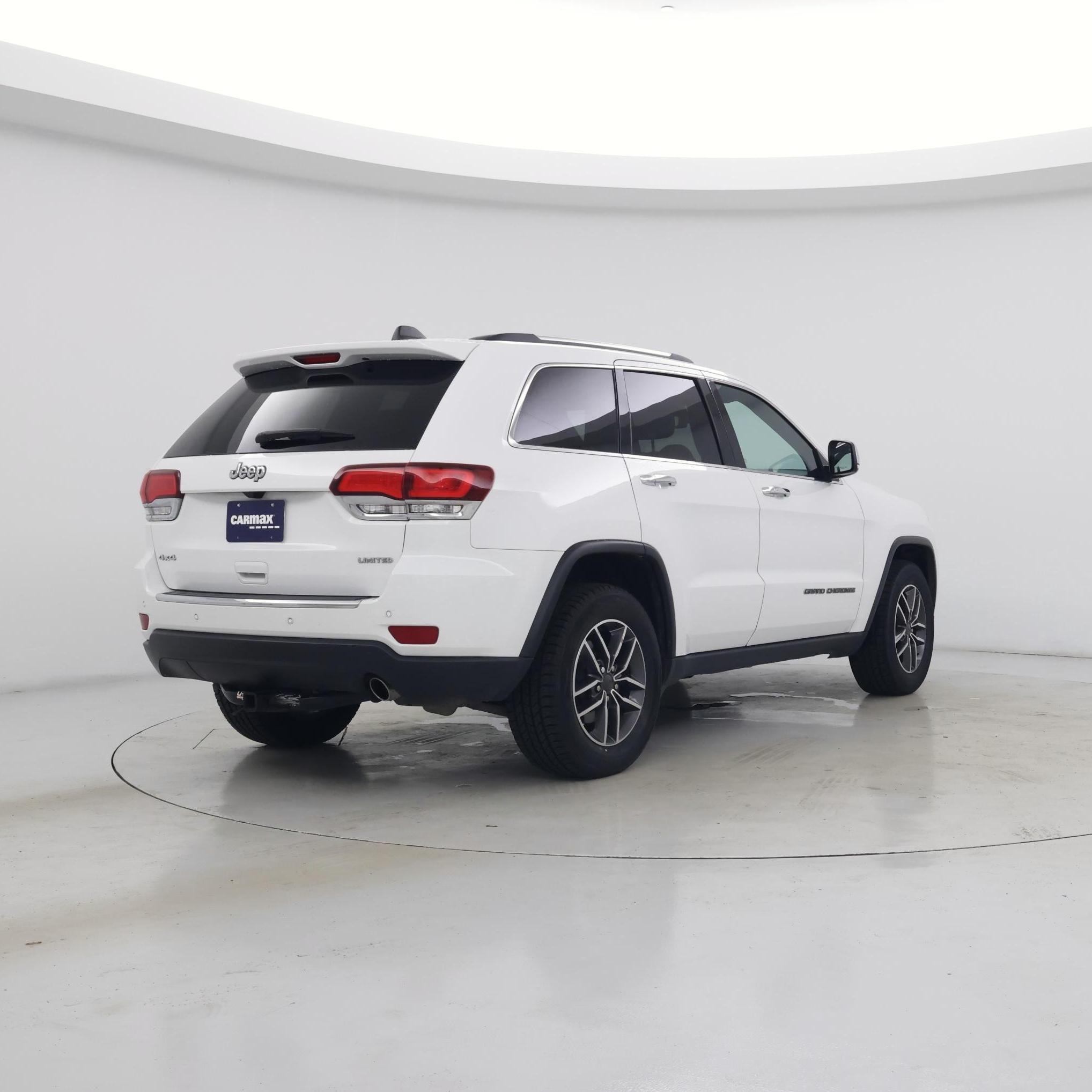 Thumbnail: 2020 Jeep Grand Cherokee - 8