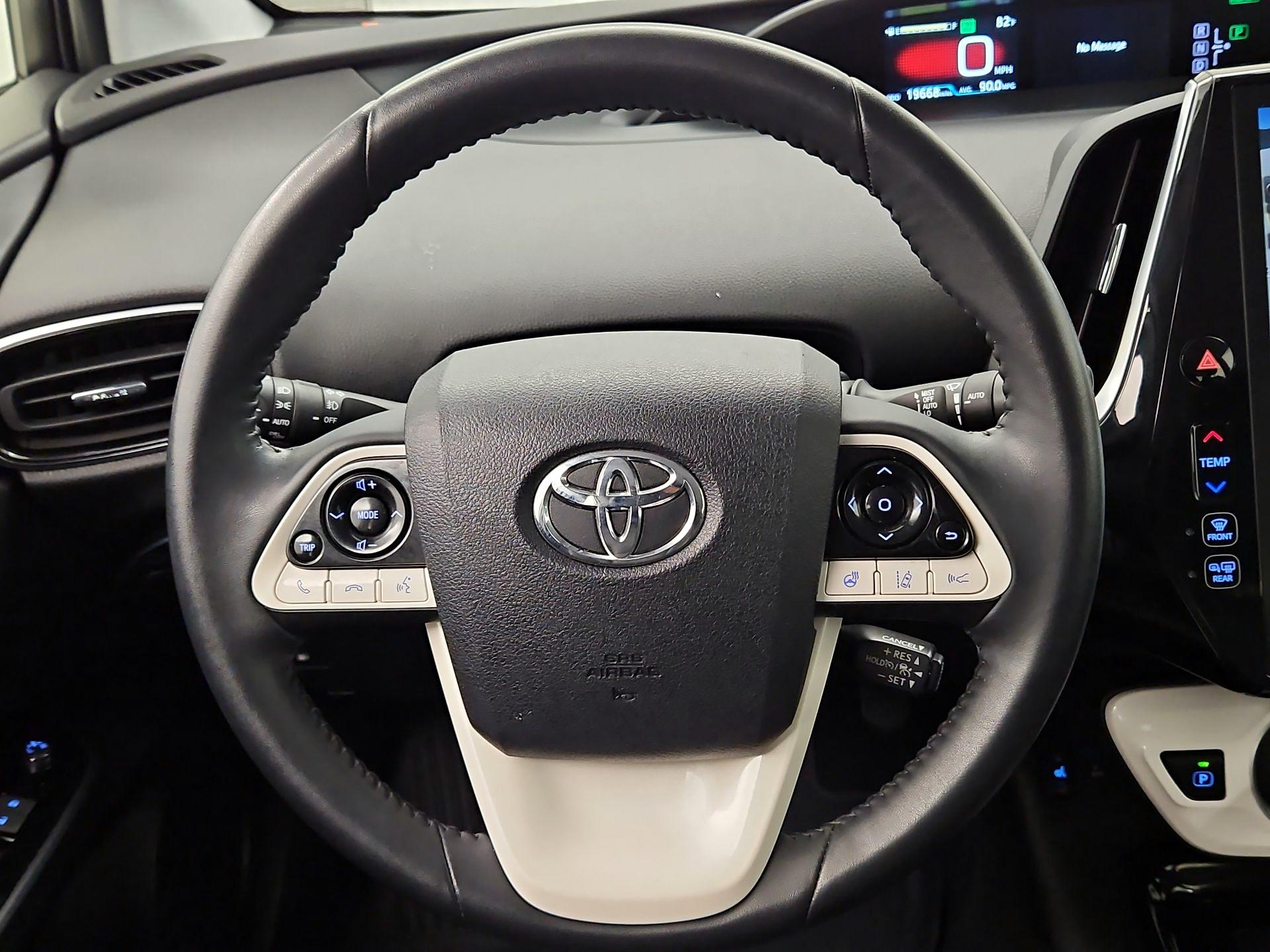 Thumbnail: 2018 Toyota Prius Prime - 10