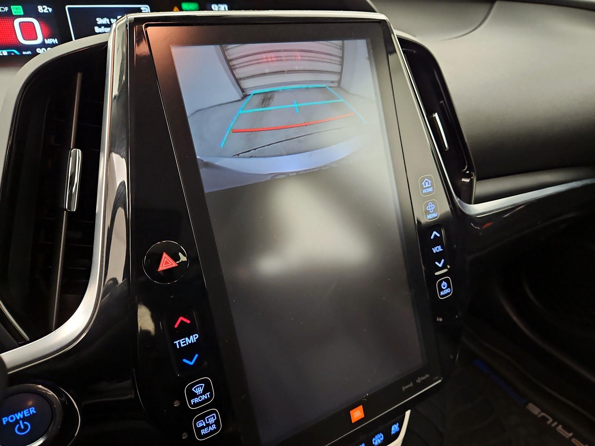 Thumbnail: 2018 Toyota Prius Prime - 15