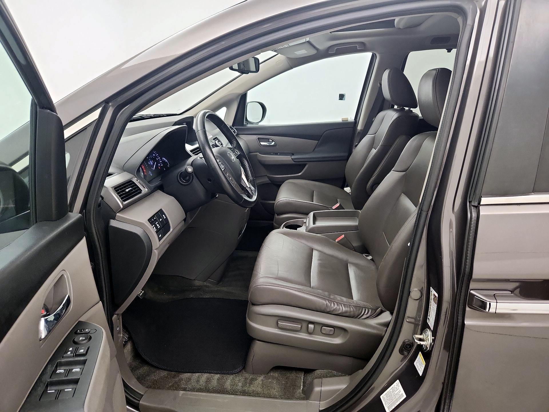 Thumbnail: 2016 Honda Odyssey - 9