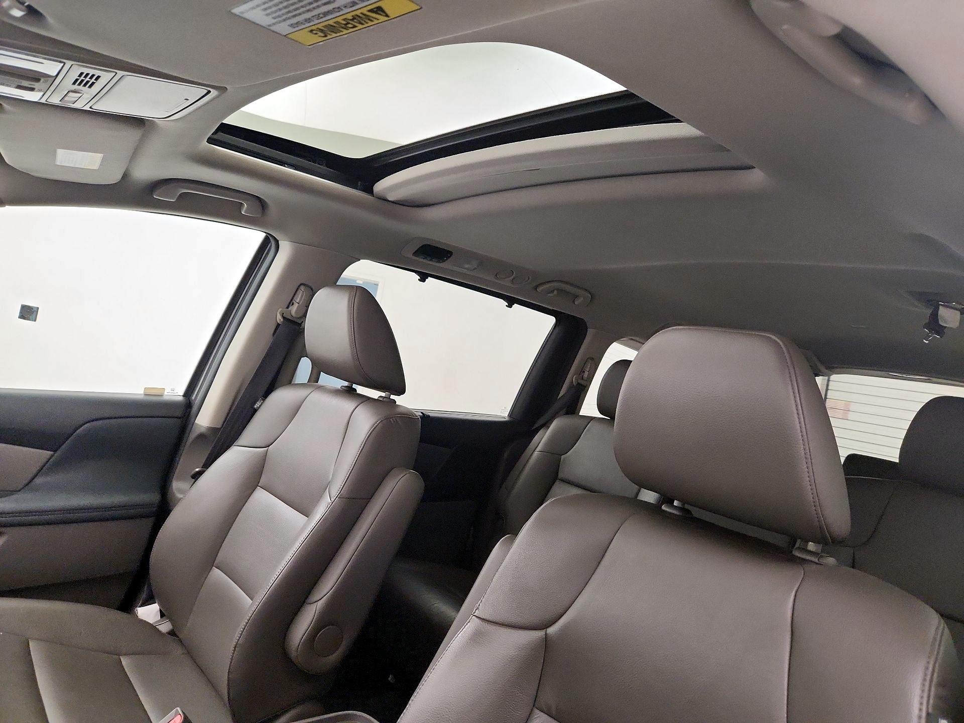Thumbnail: 2016 Honda Odyssey - 18