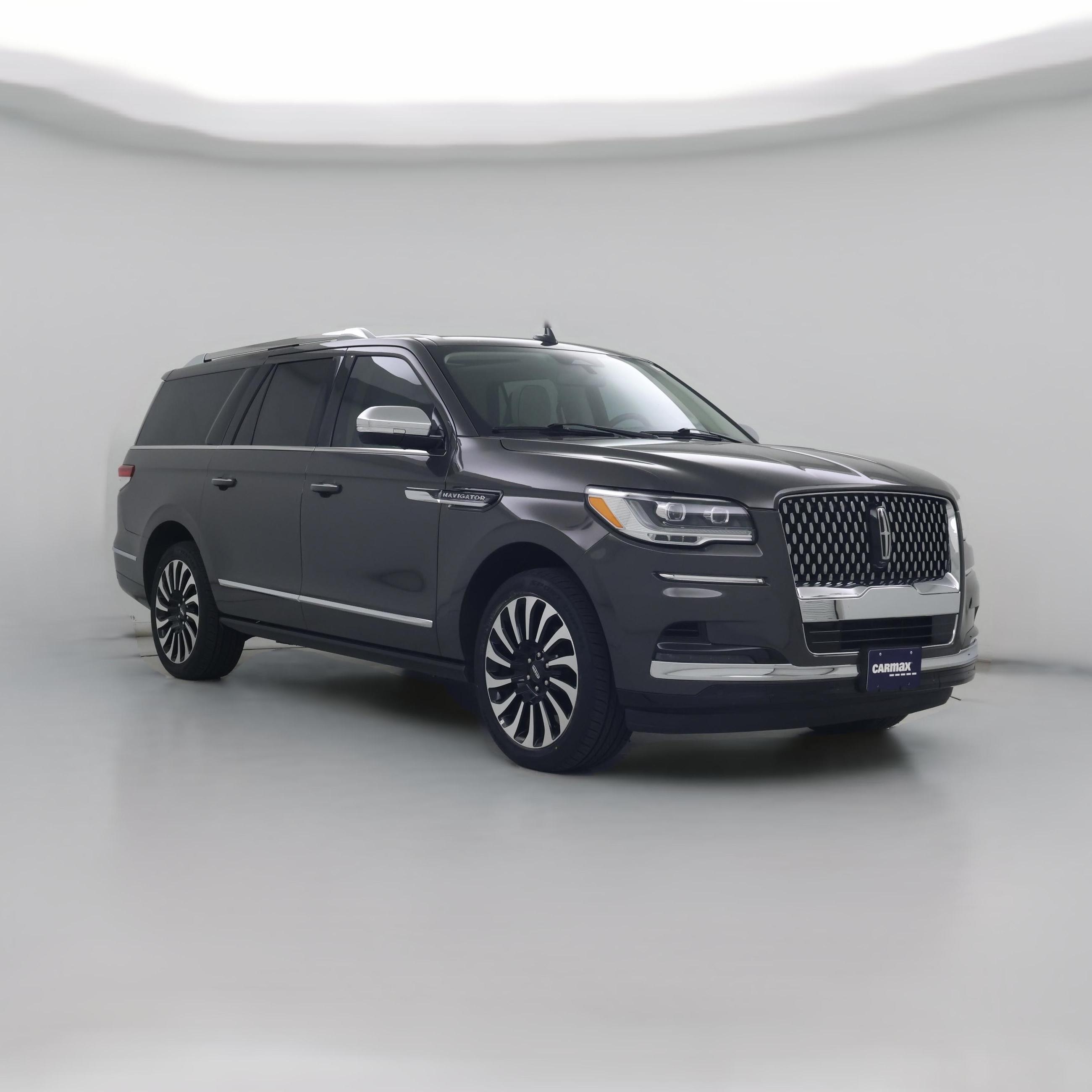 Thumbnail: 2024 Lincoln Navigator L - 1