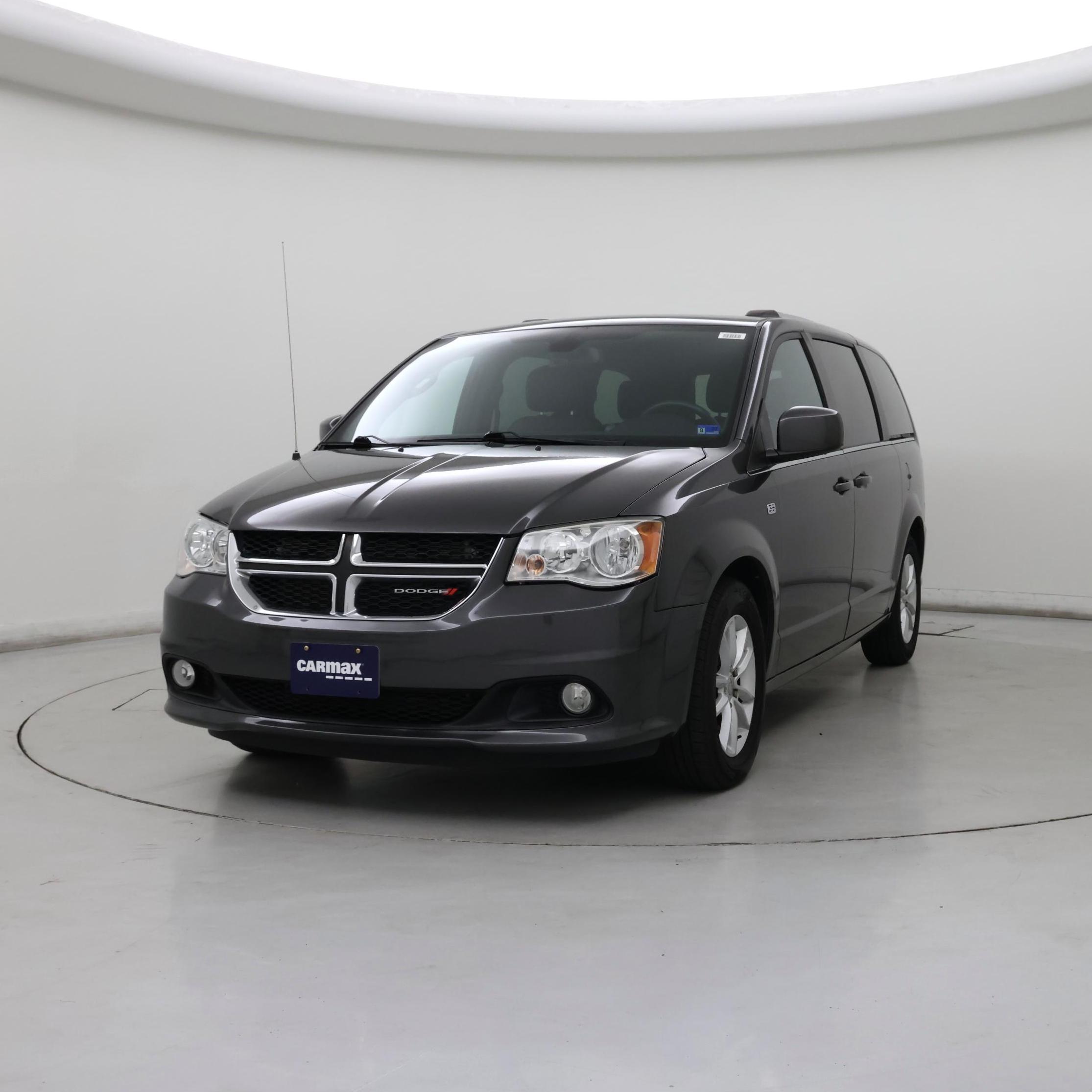 Thumbnail: 2019 Dodge Grand Caravan - 4