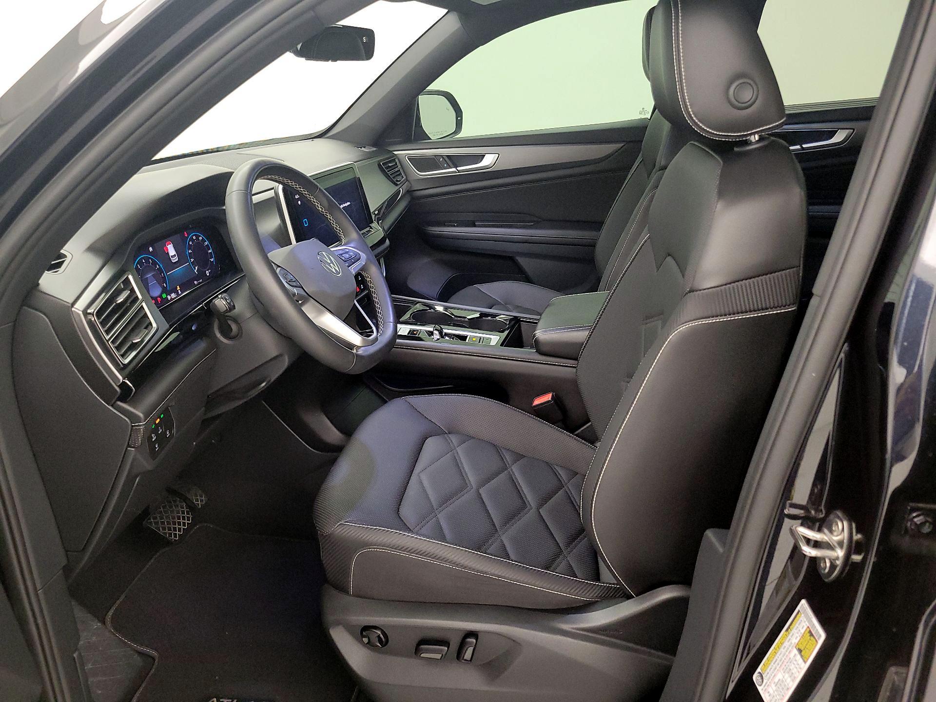 Thumbnail: 2024 Volkswagen Atlas - 11