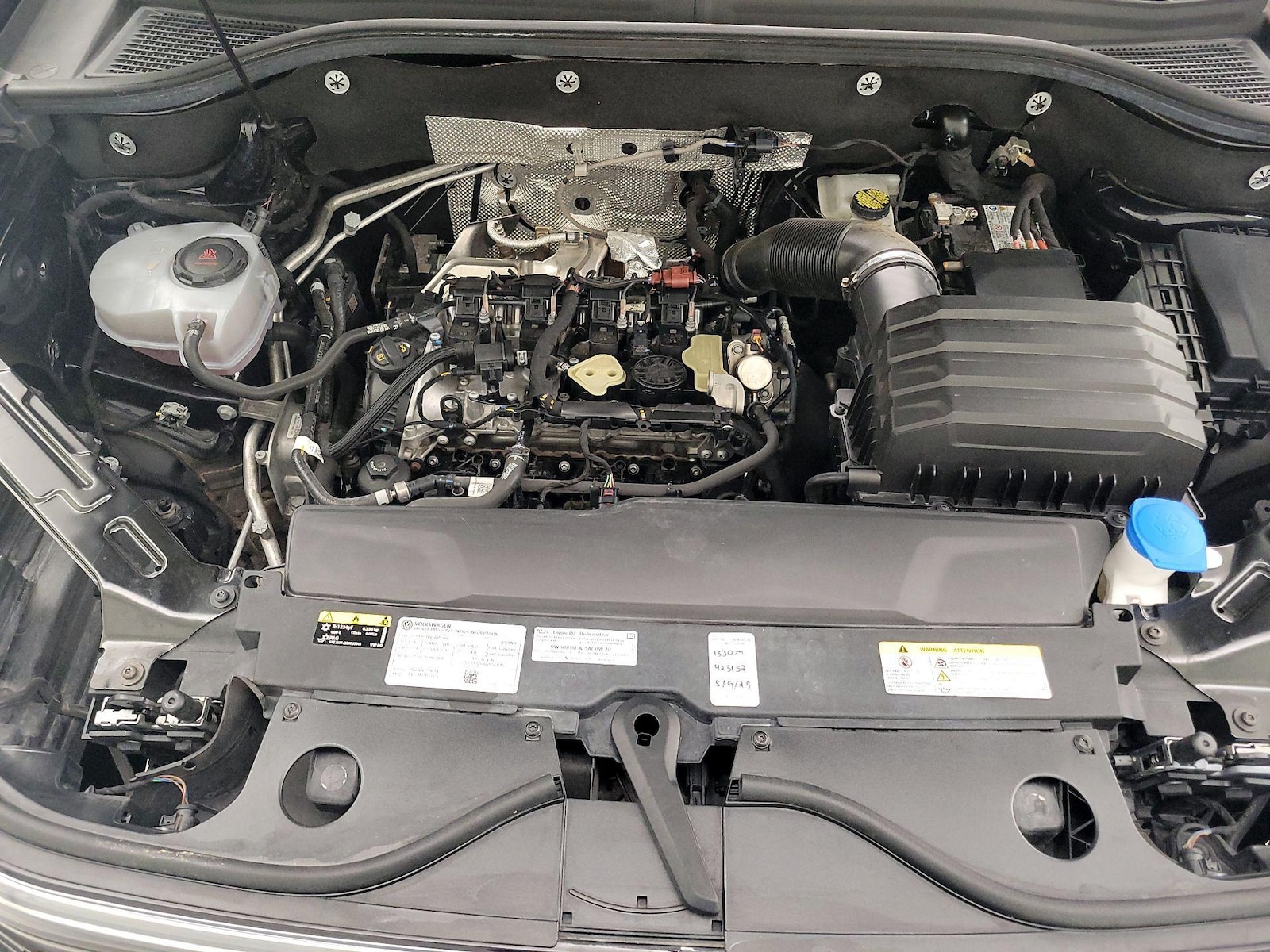 2024 Volkswagen Atlas Cross Sport SE w/Tech - Photo 22