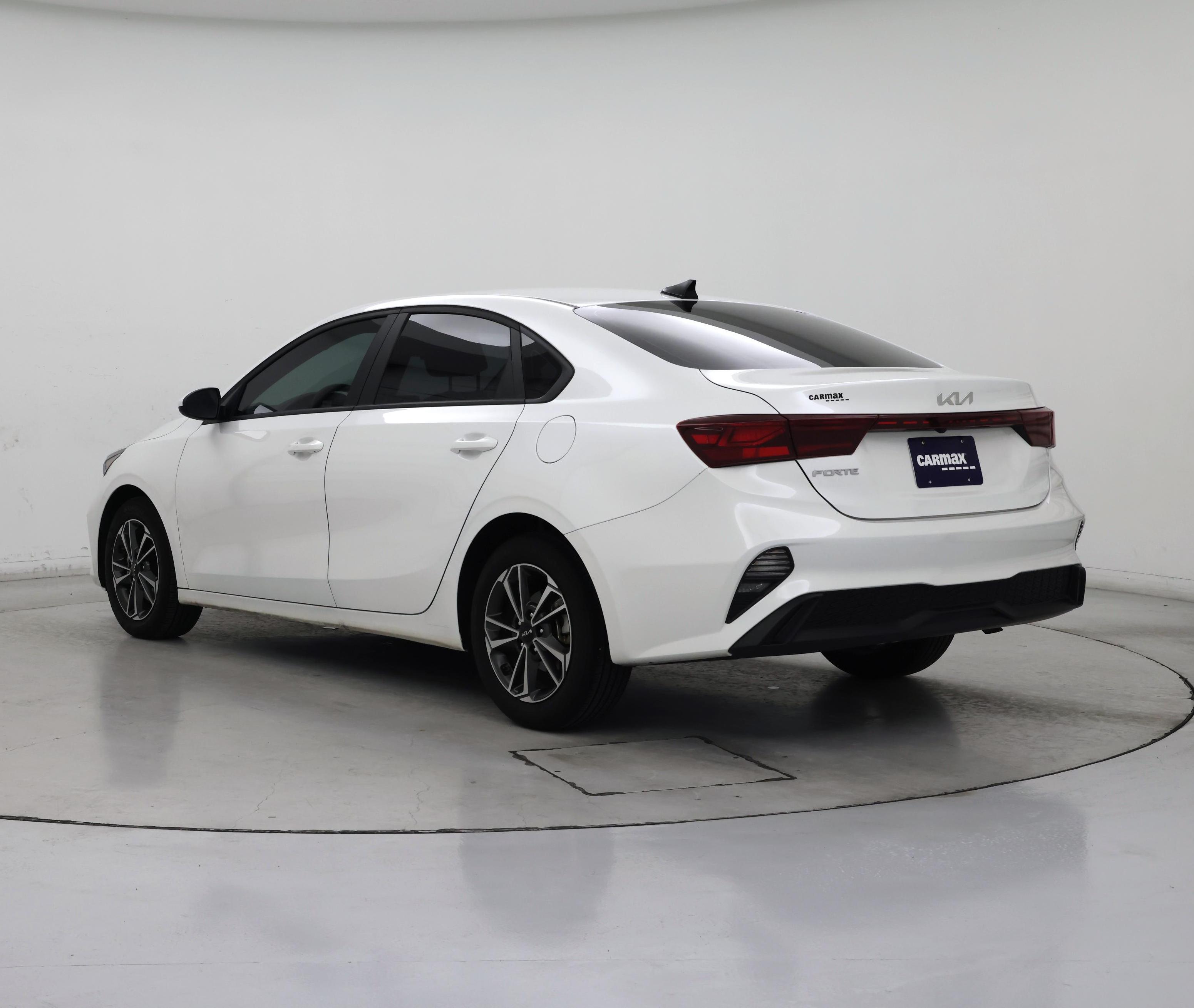 Thumbnail: 2024 Kia Forte - 2