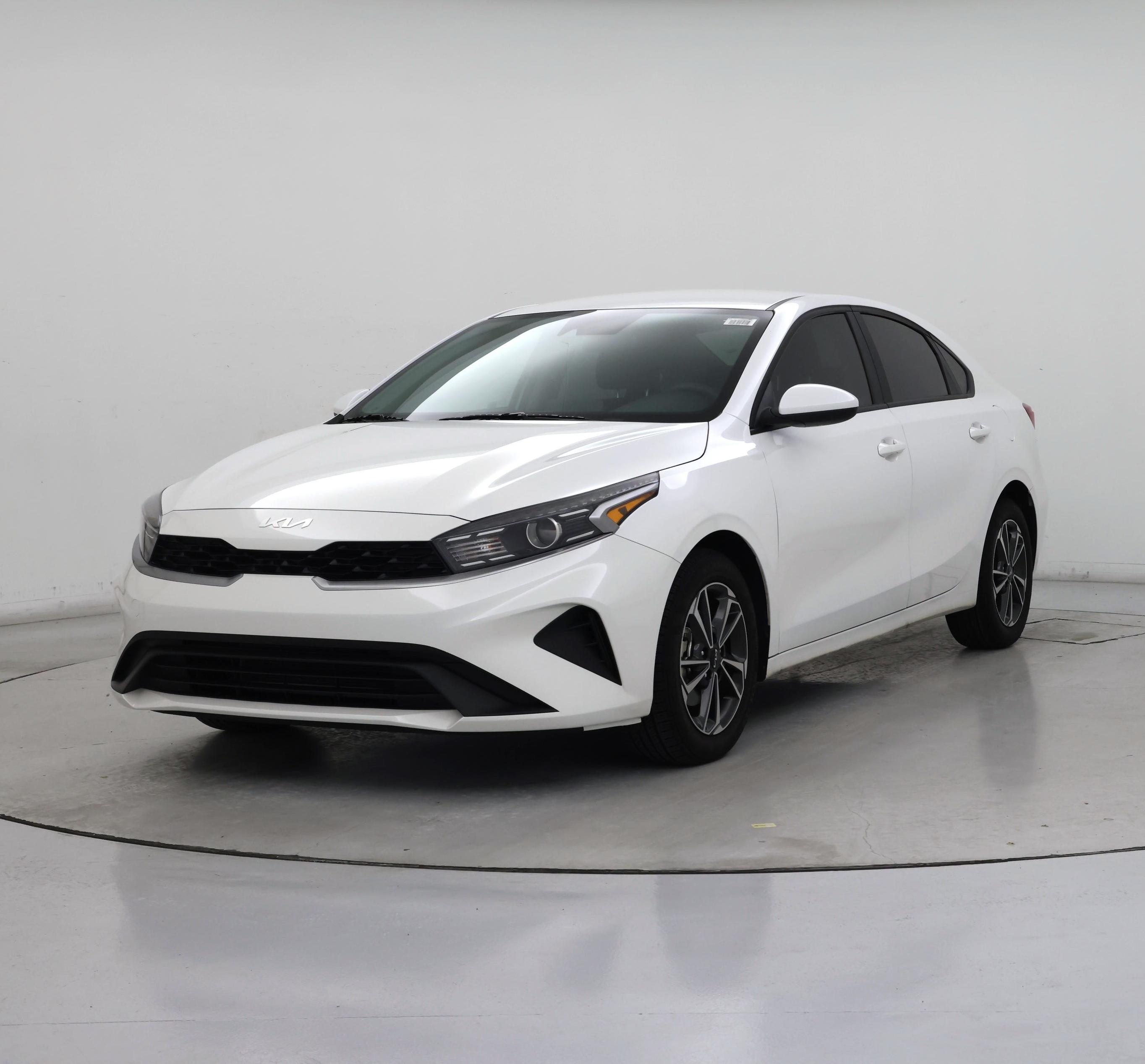 Thumbnail: 2024 Kia Forte - 4