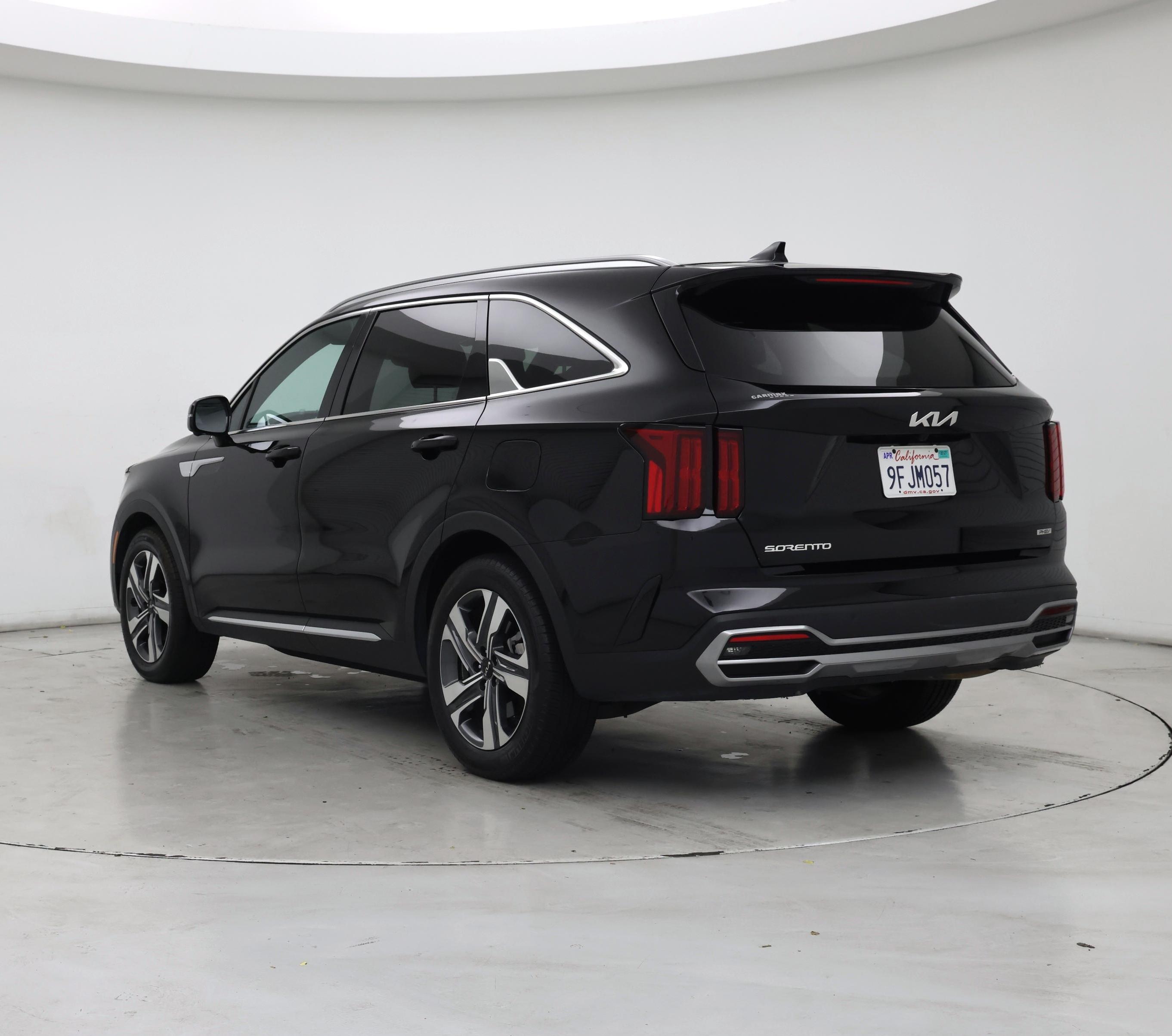 Thumbnail: 2023 Kia Sorento - 2