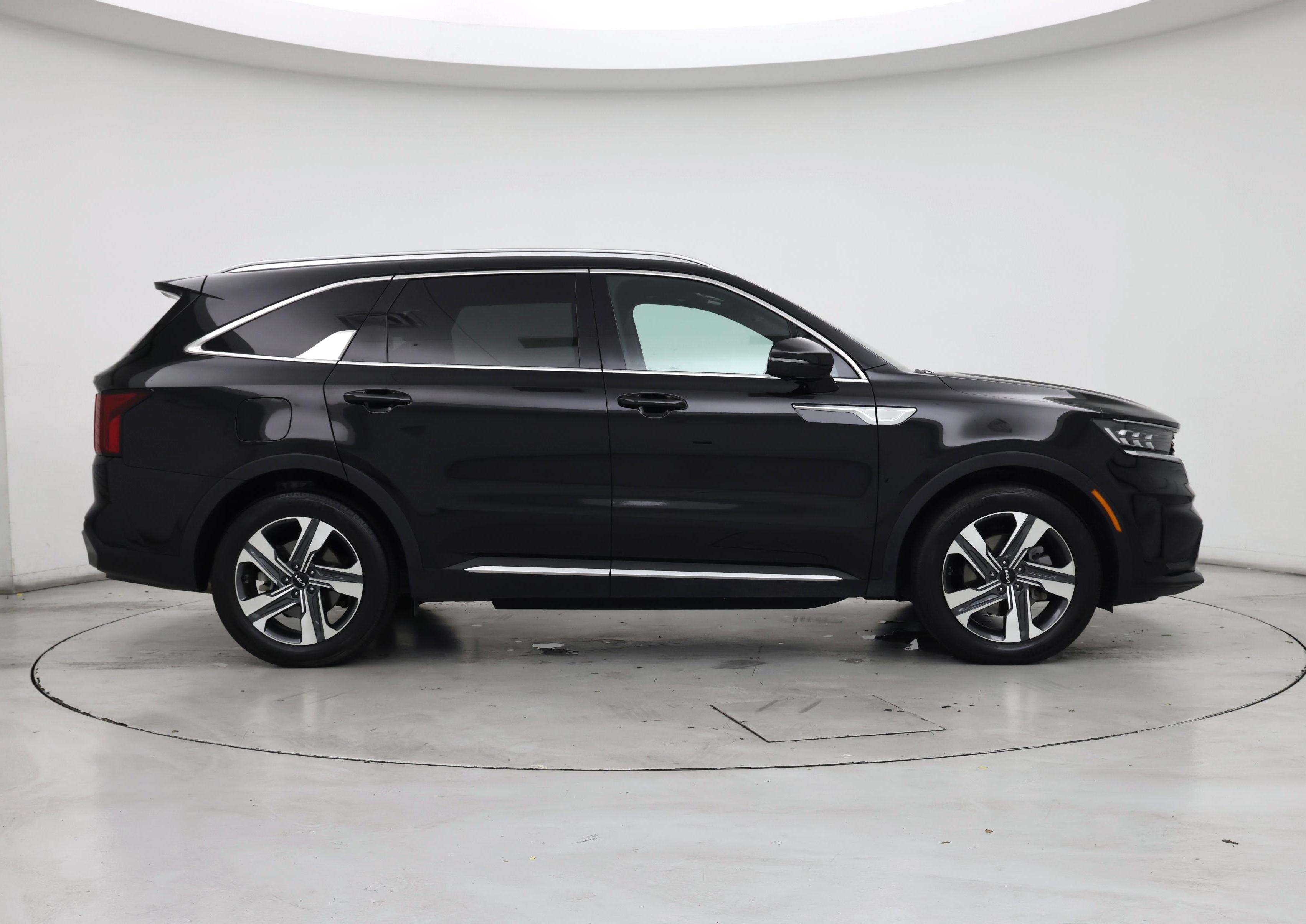 Thumbnail: 2023 Kia Sorento - 7