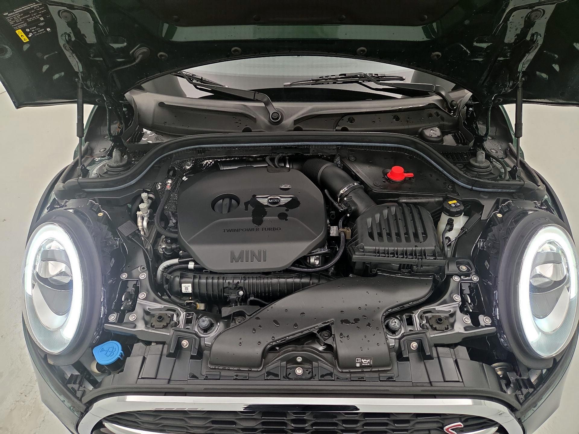 Thumbnail: 2017 MINI Cooper - 20