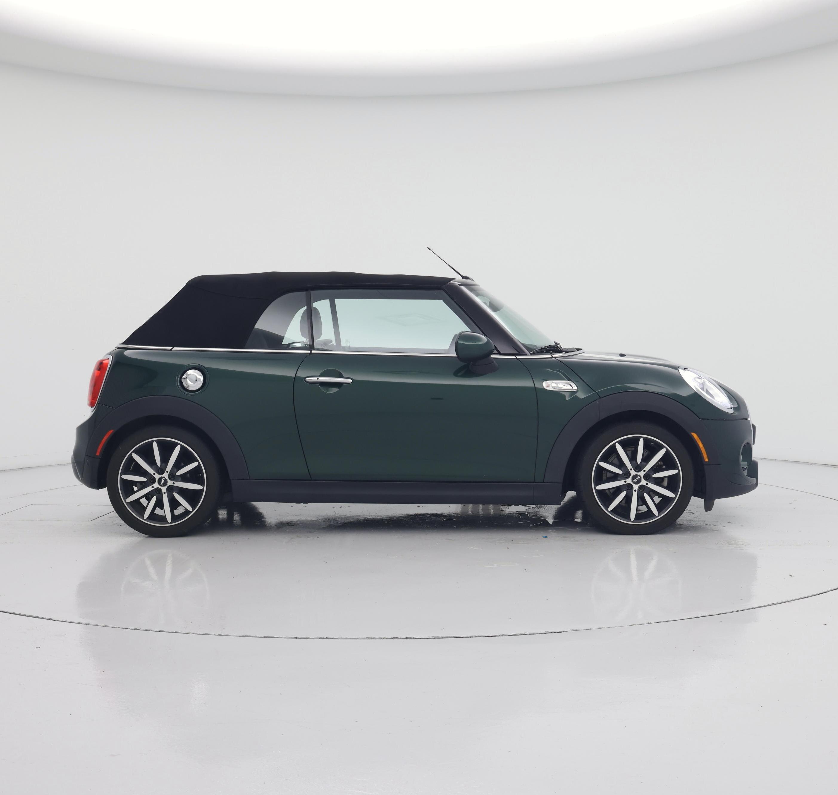 Thumbnail: 2017 MINI Cooper - 7