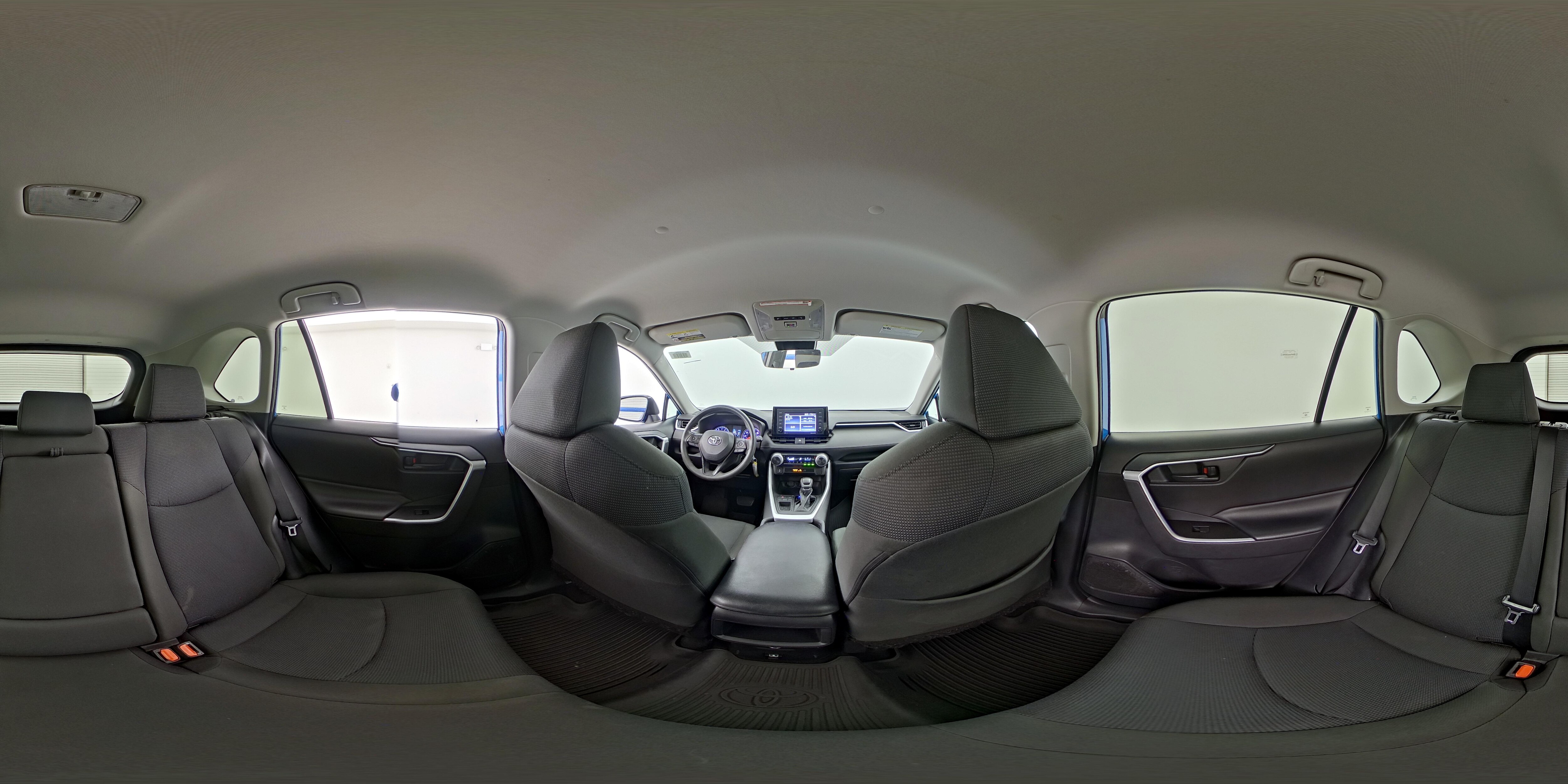2021 Toyota RAV4 LE - Photo 25