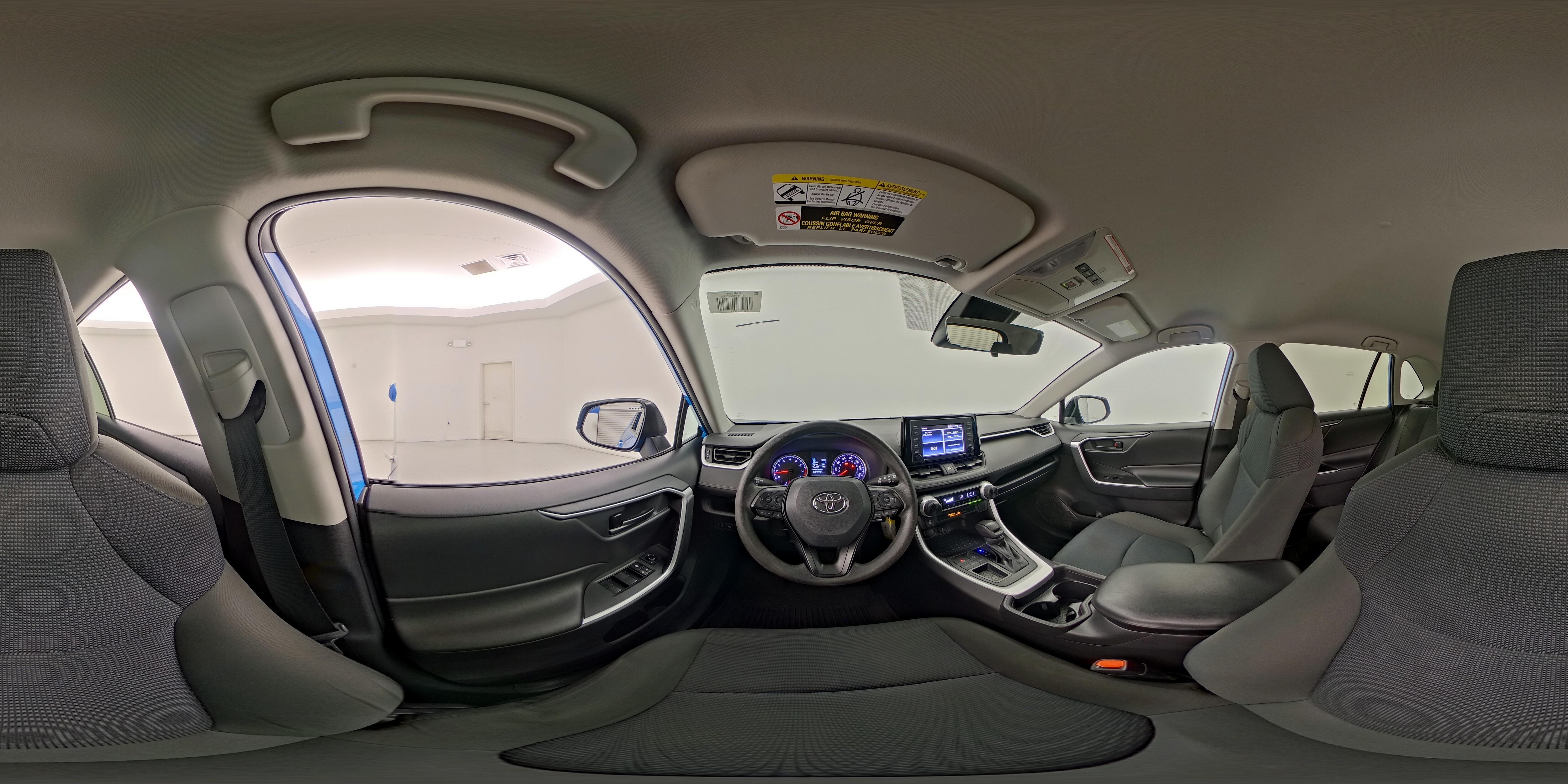 2021 Toyota RAV4 LE - Photo 26