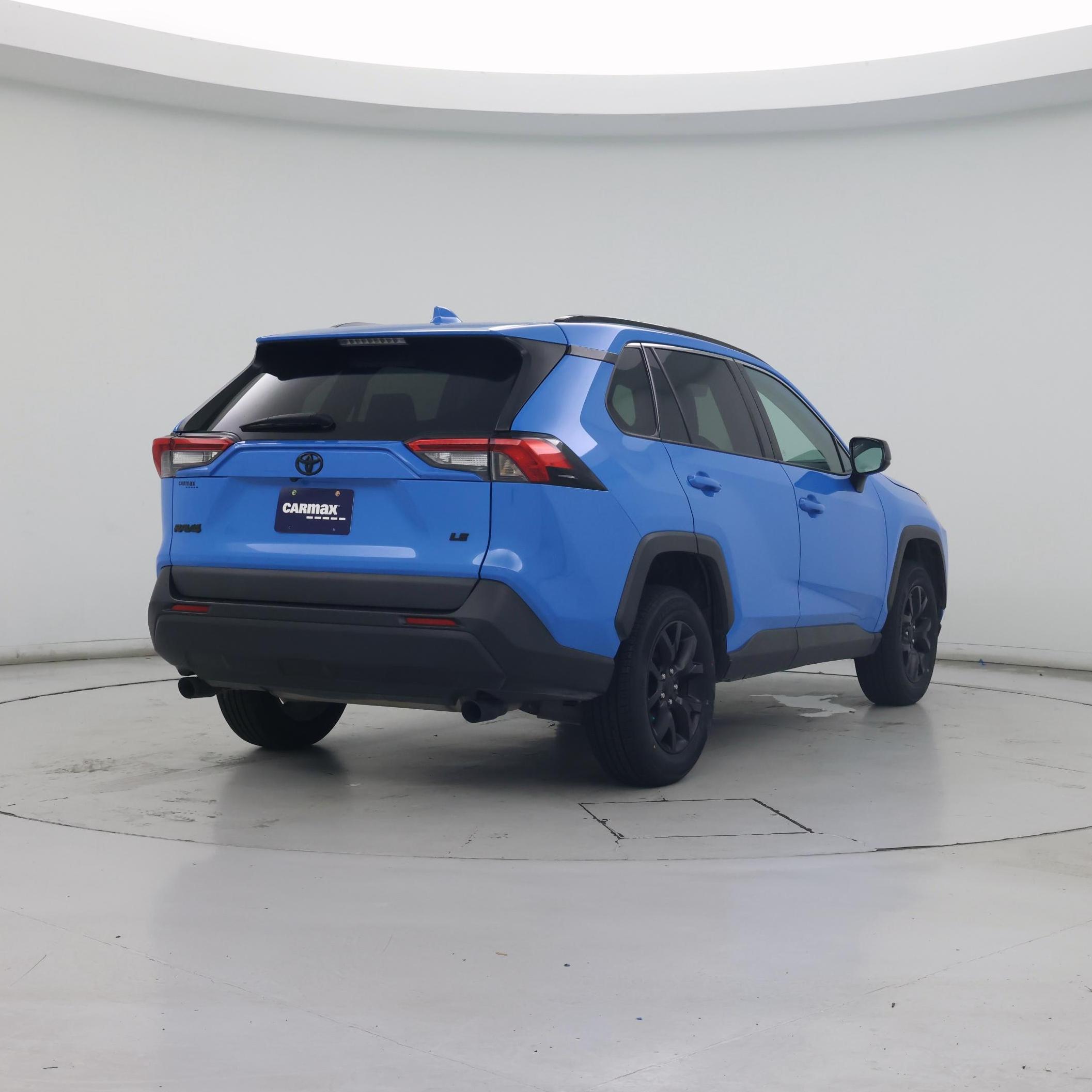Thumbnail: 2021 Toyota RAV4 - 8