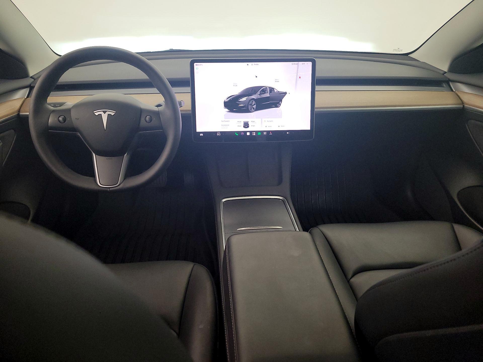 Thumbnail: 2023 Tesla Model 3 - 9