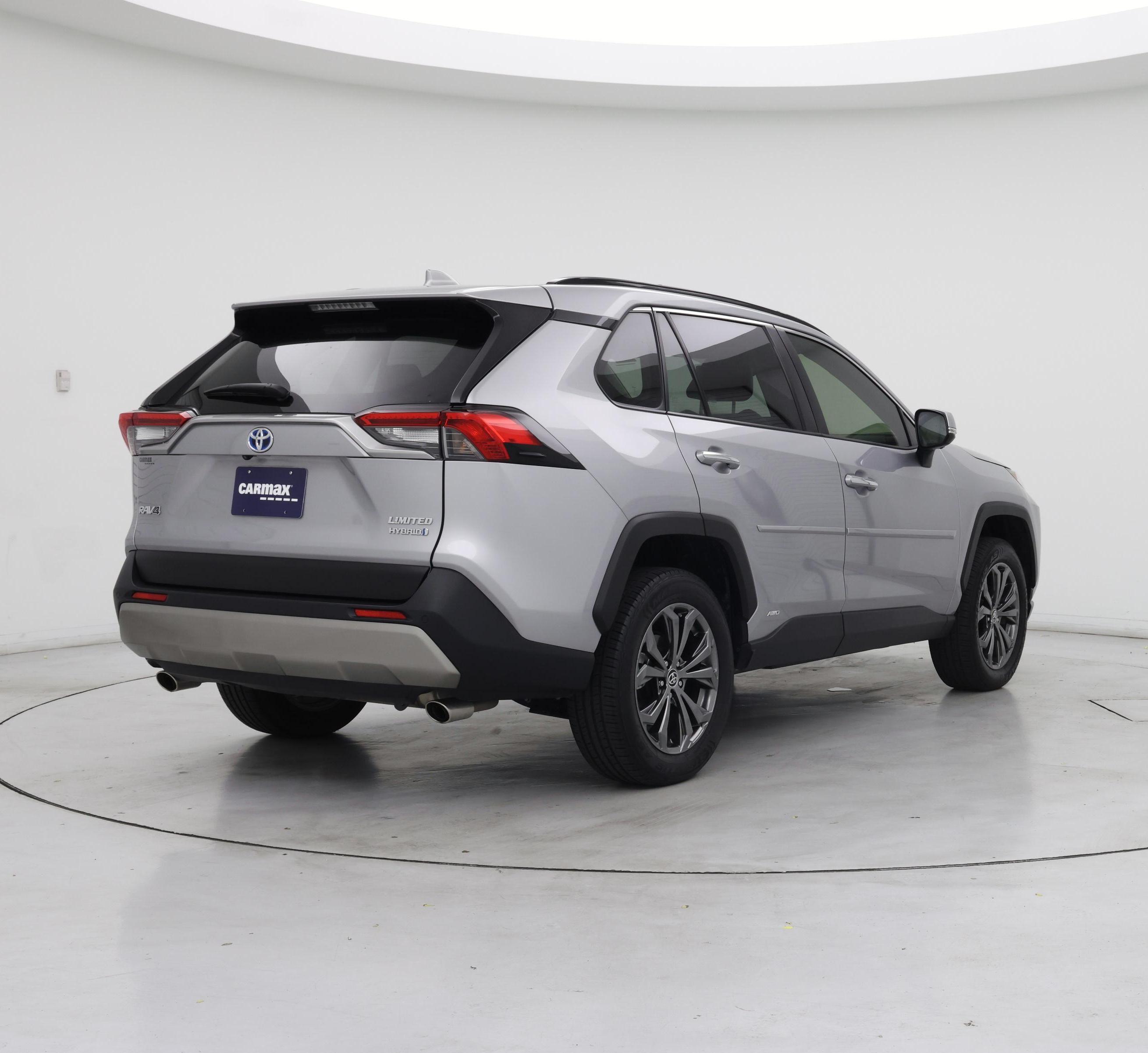 Thumbnail: 2023 Toyota RAV4 - 8