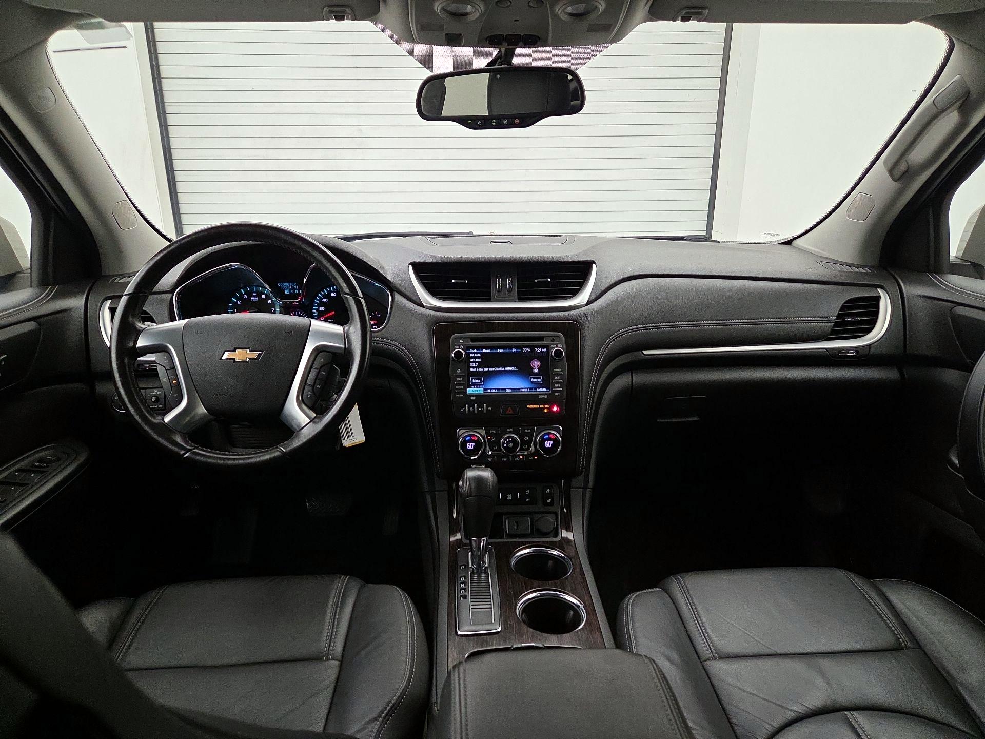 Thumbnail: 2015 Chevrolet Traverse - 9