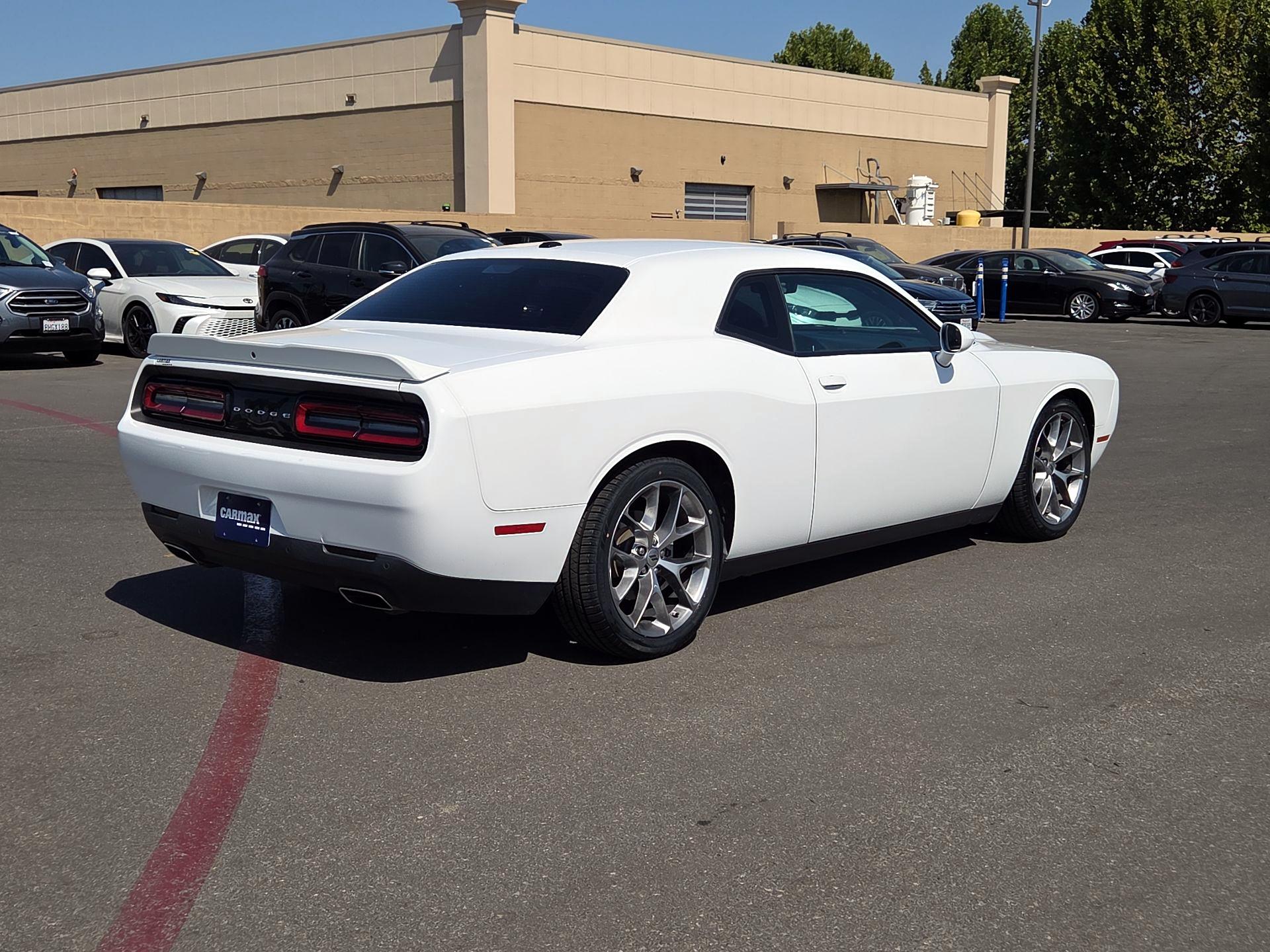 Thumbnail: 2022 Dodge Challenger - 5
