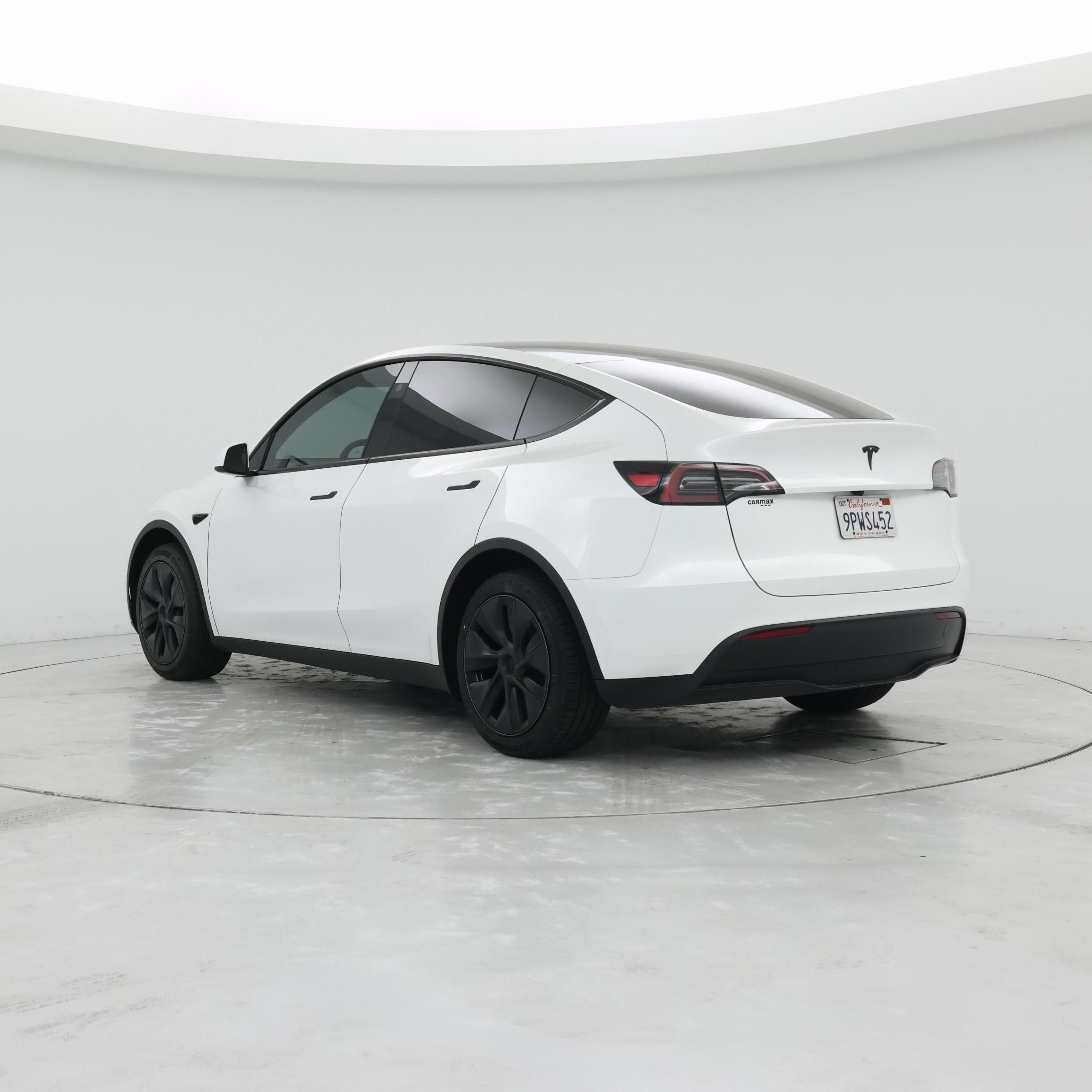 Thumbnail: 2025 Tesla Model Y - 2