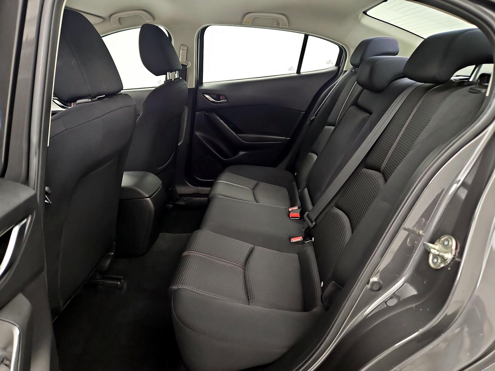Thumbnail: 2017 Mazda Mazda3 - 18