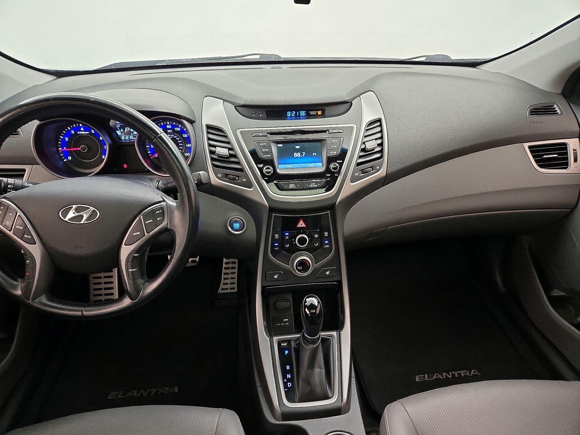 Thumbnail: 2015 Hyundai Elantra - 9