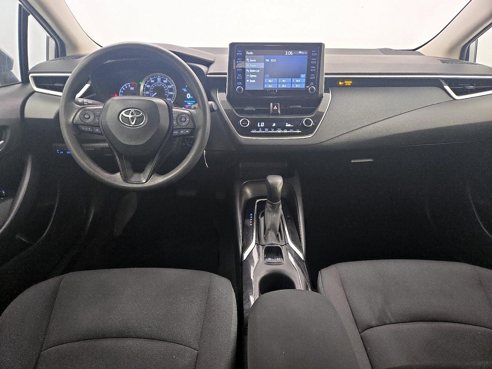 2020 Toyota Corolla LE - Photo 10