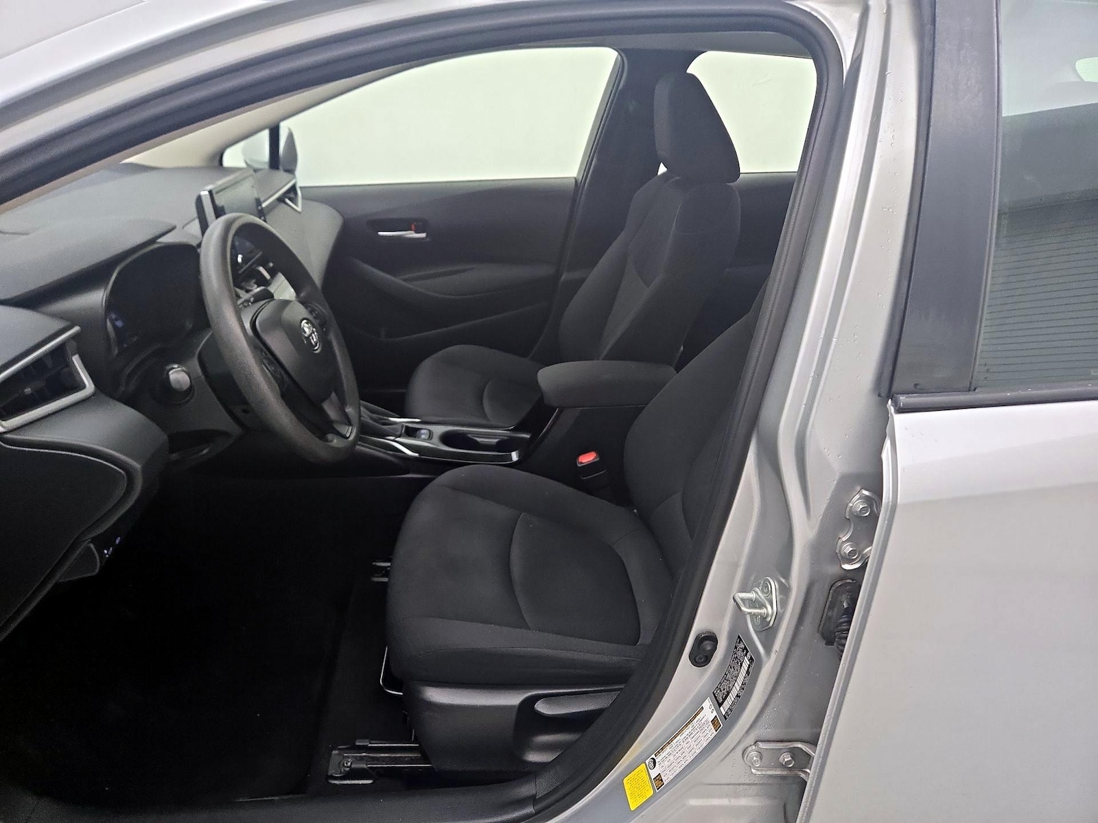 2020 Toyota Corolla LE - Photo 12