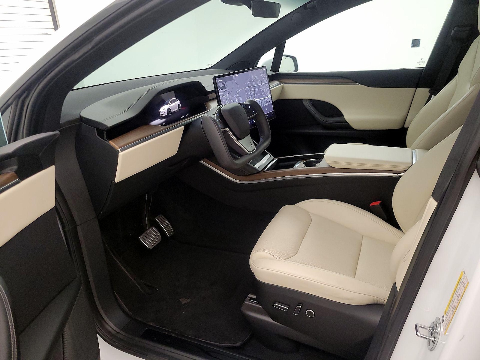 2023 Tesla Model X Long Range - Photo 12