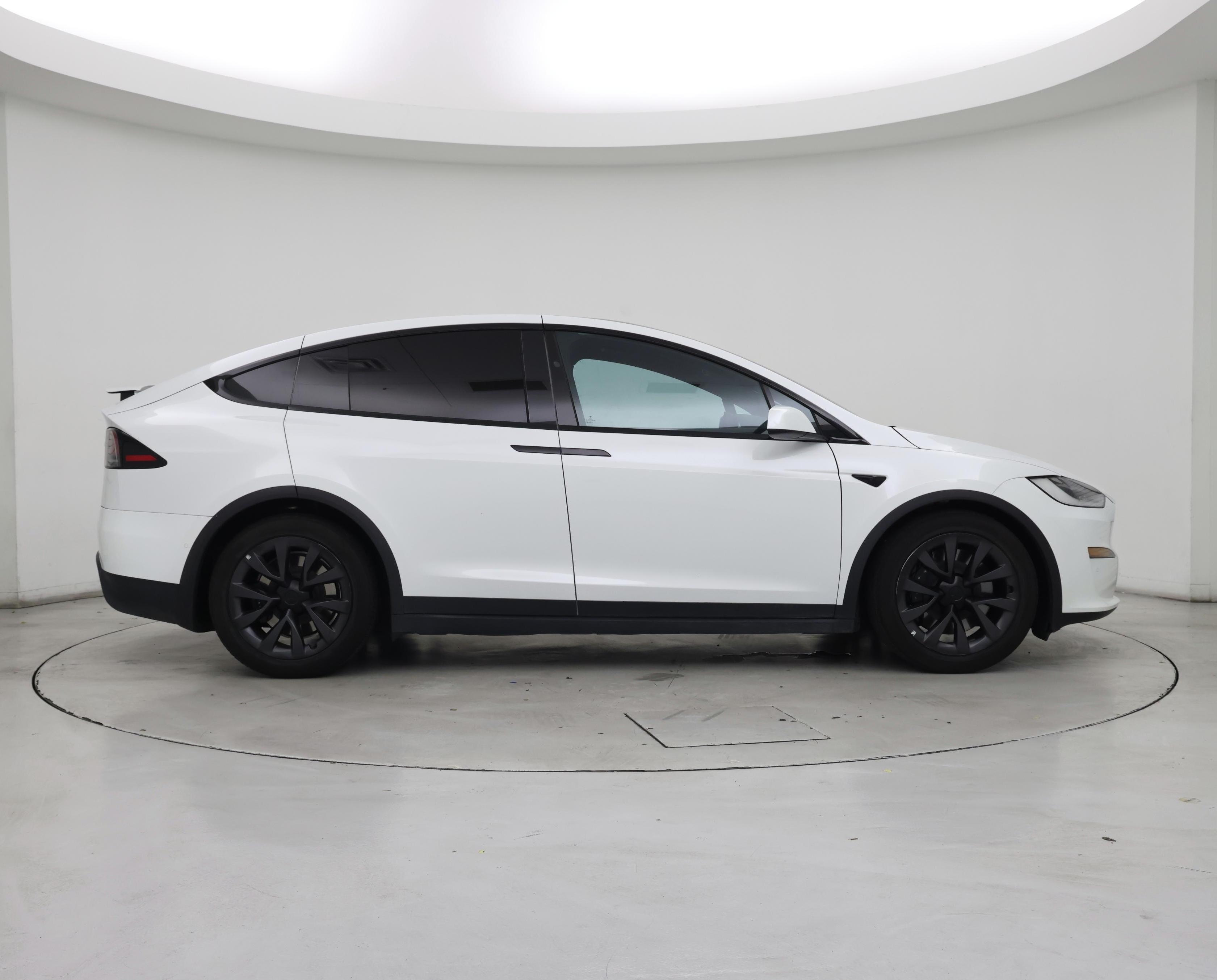 Thumbnail: 2023 Tesla Model X - 7