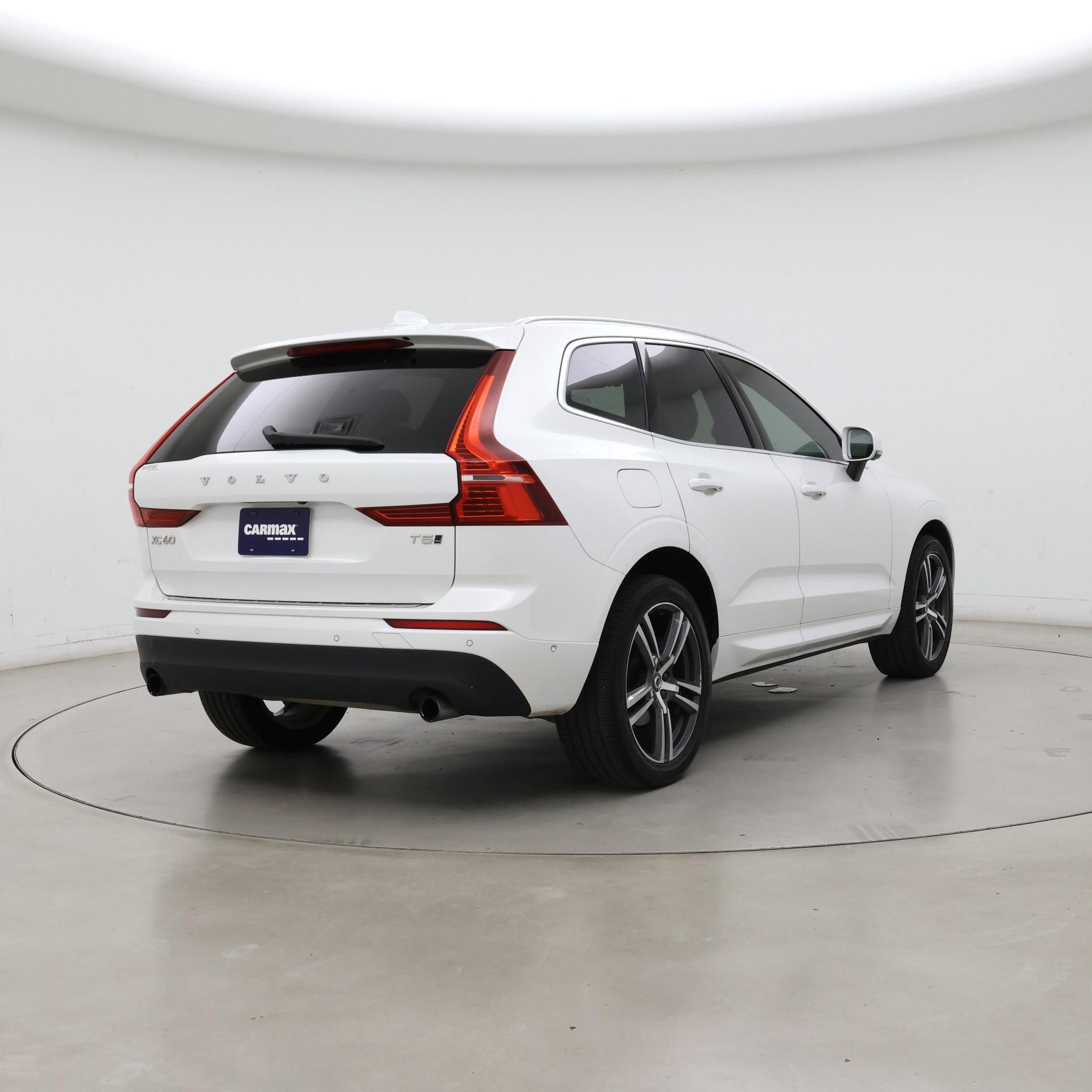Thumbnail: 2019 Volvo XC60 - 8