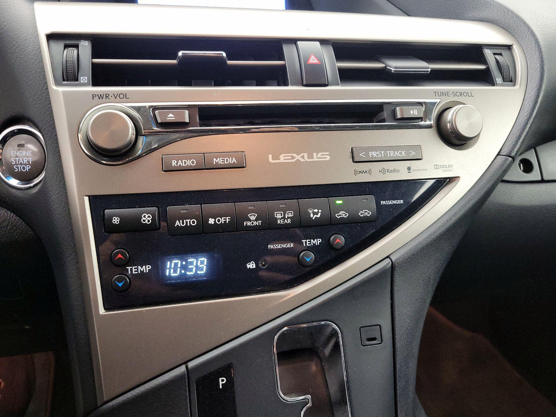 Thumbnail: 2015 Lexus RX - 17