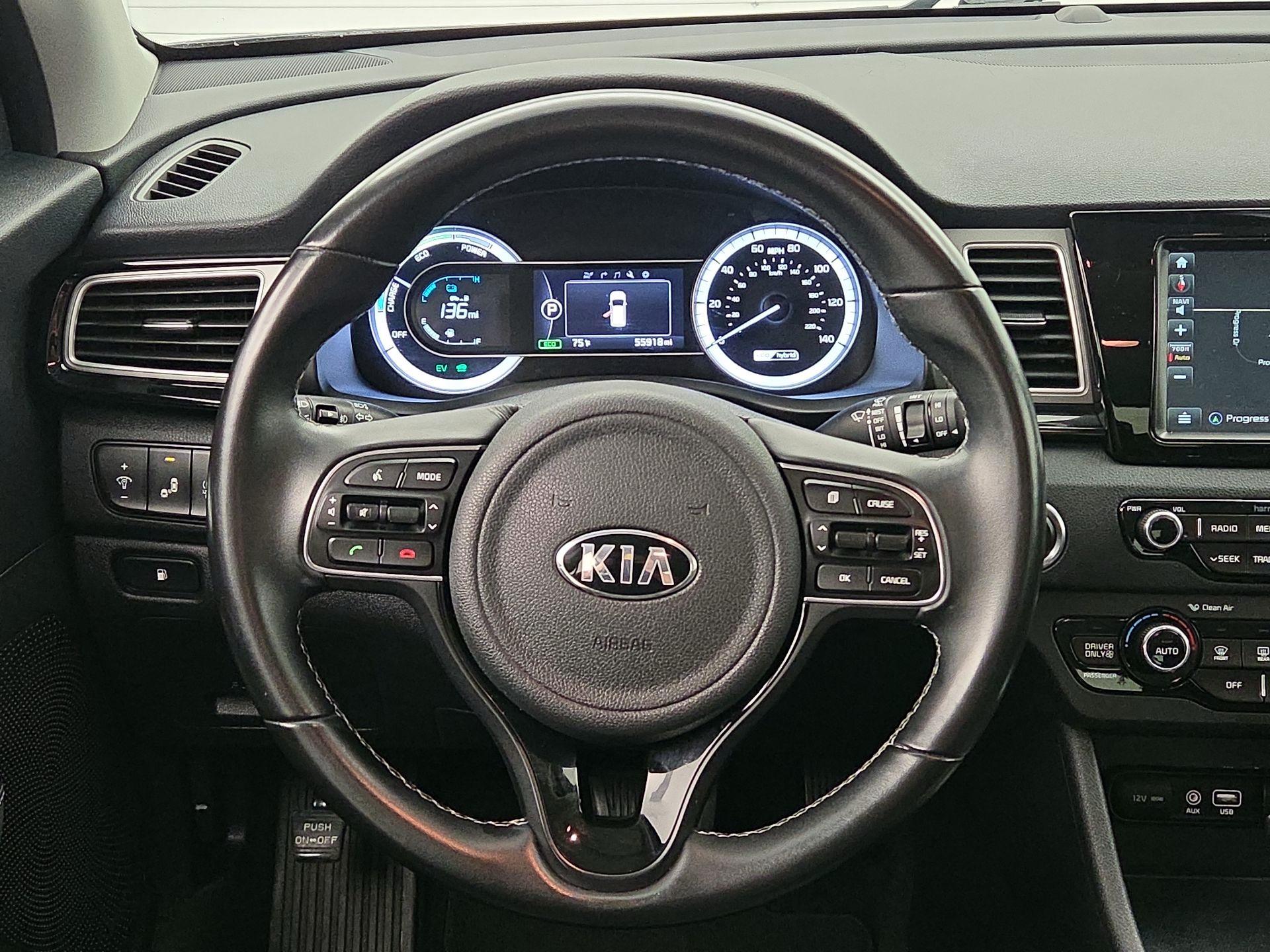 Thumbnail: 2018 Kia Niro - 10