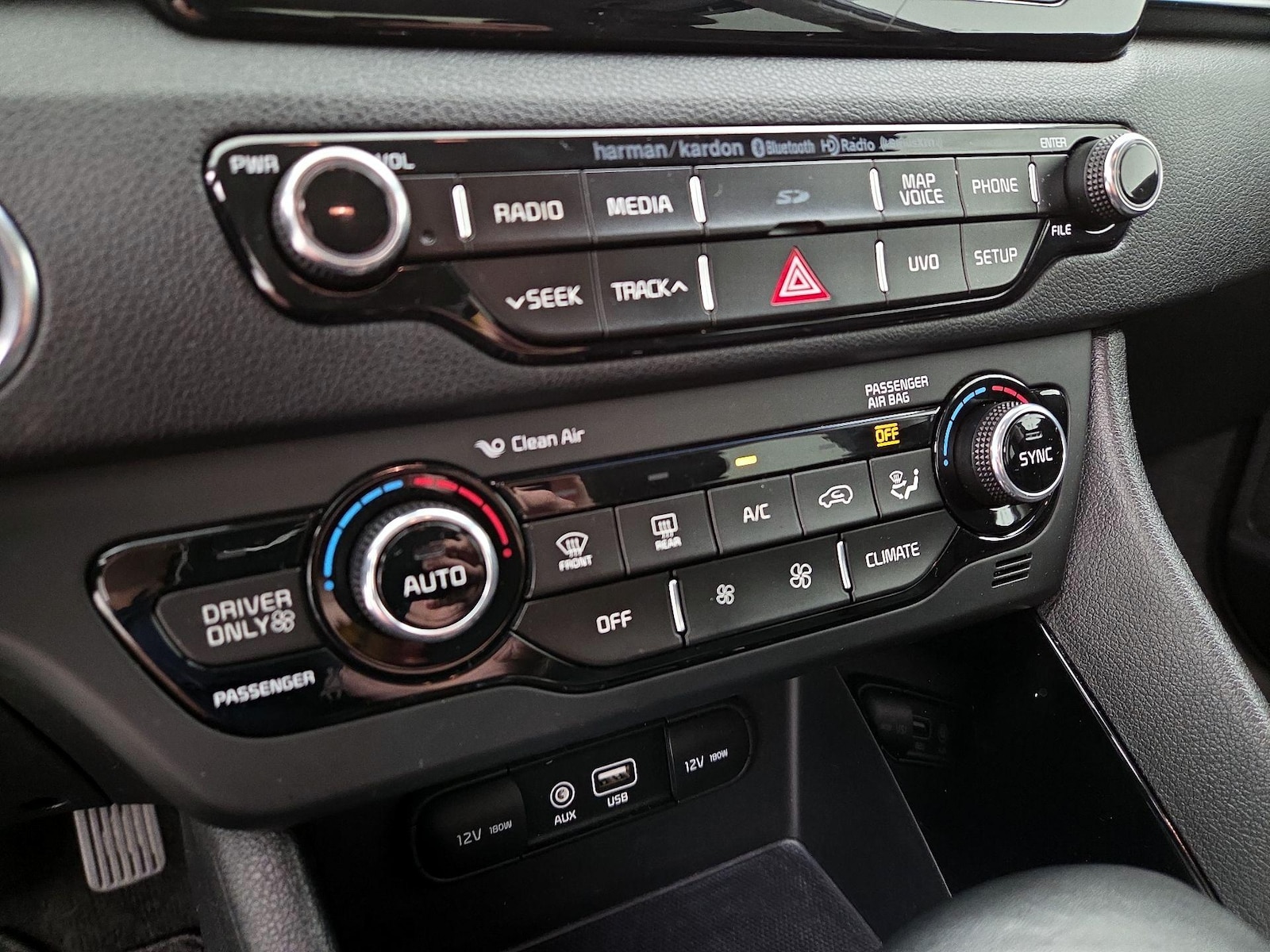 2018 Kia Niro EX - Photo 18