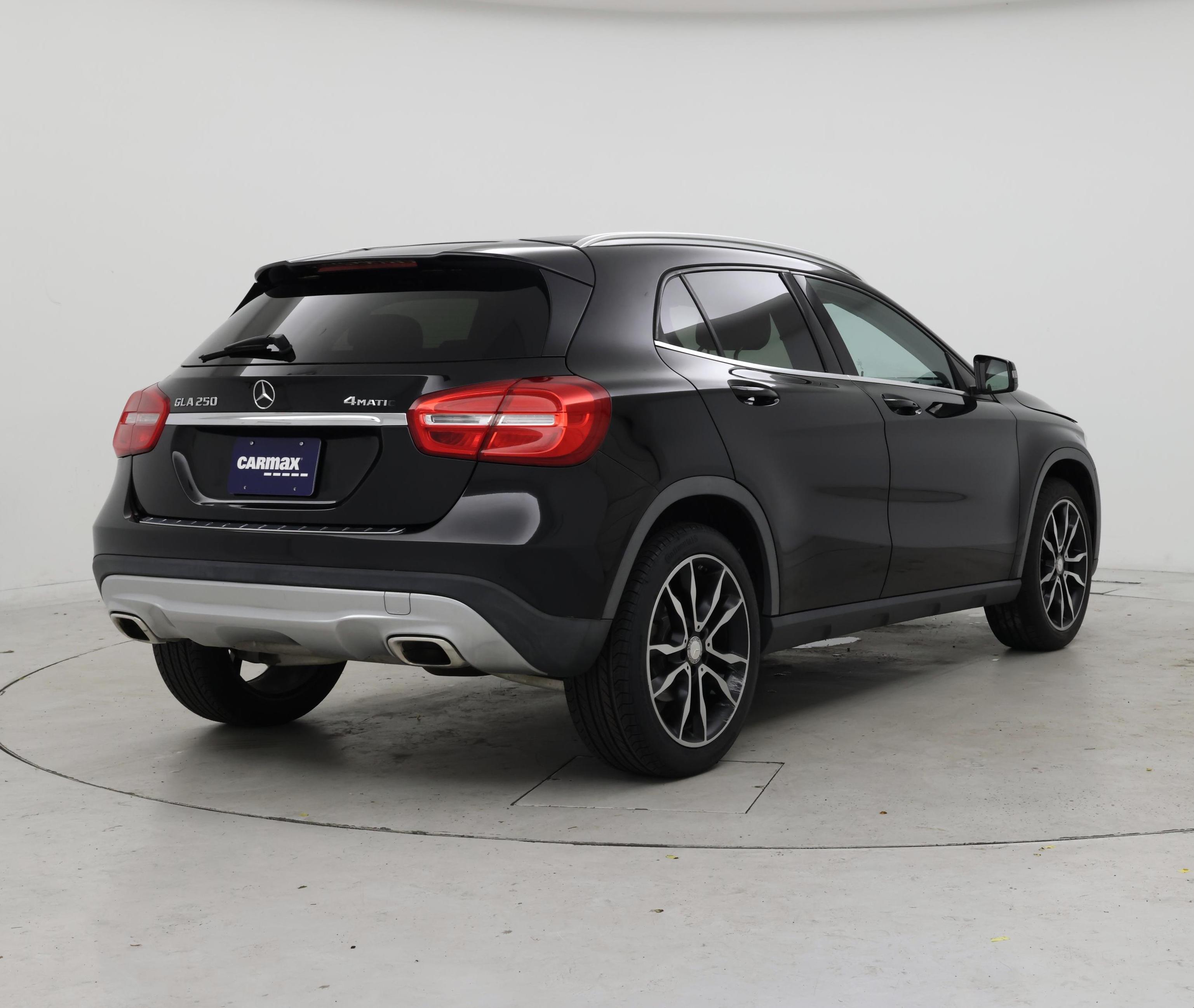 Thumbnail: 2015 Mercedes-Benz GLA - 8