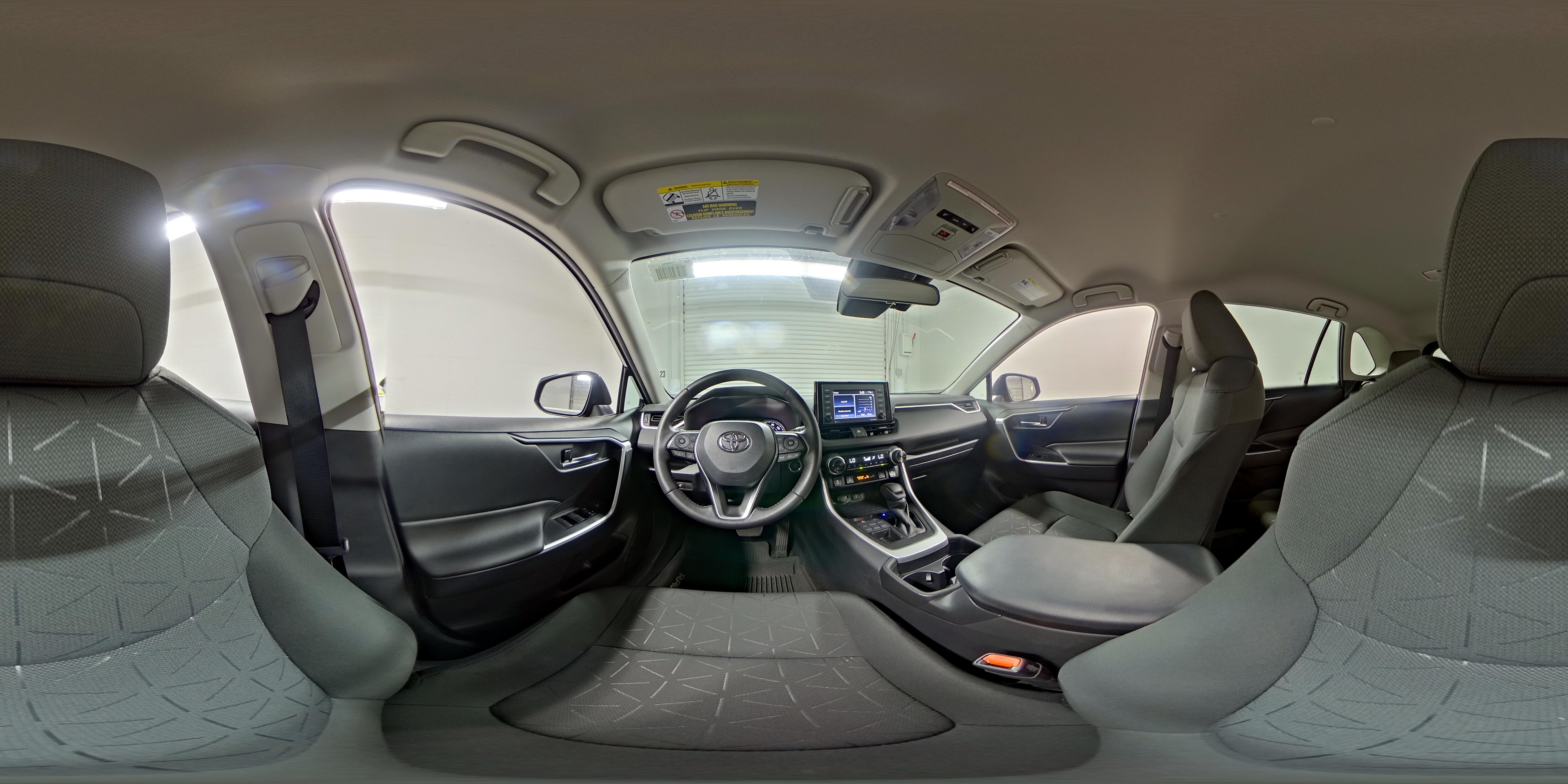 2021 Toyota RAV4 XLE - Photo 26